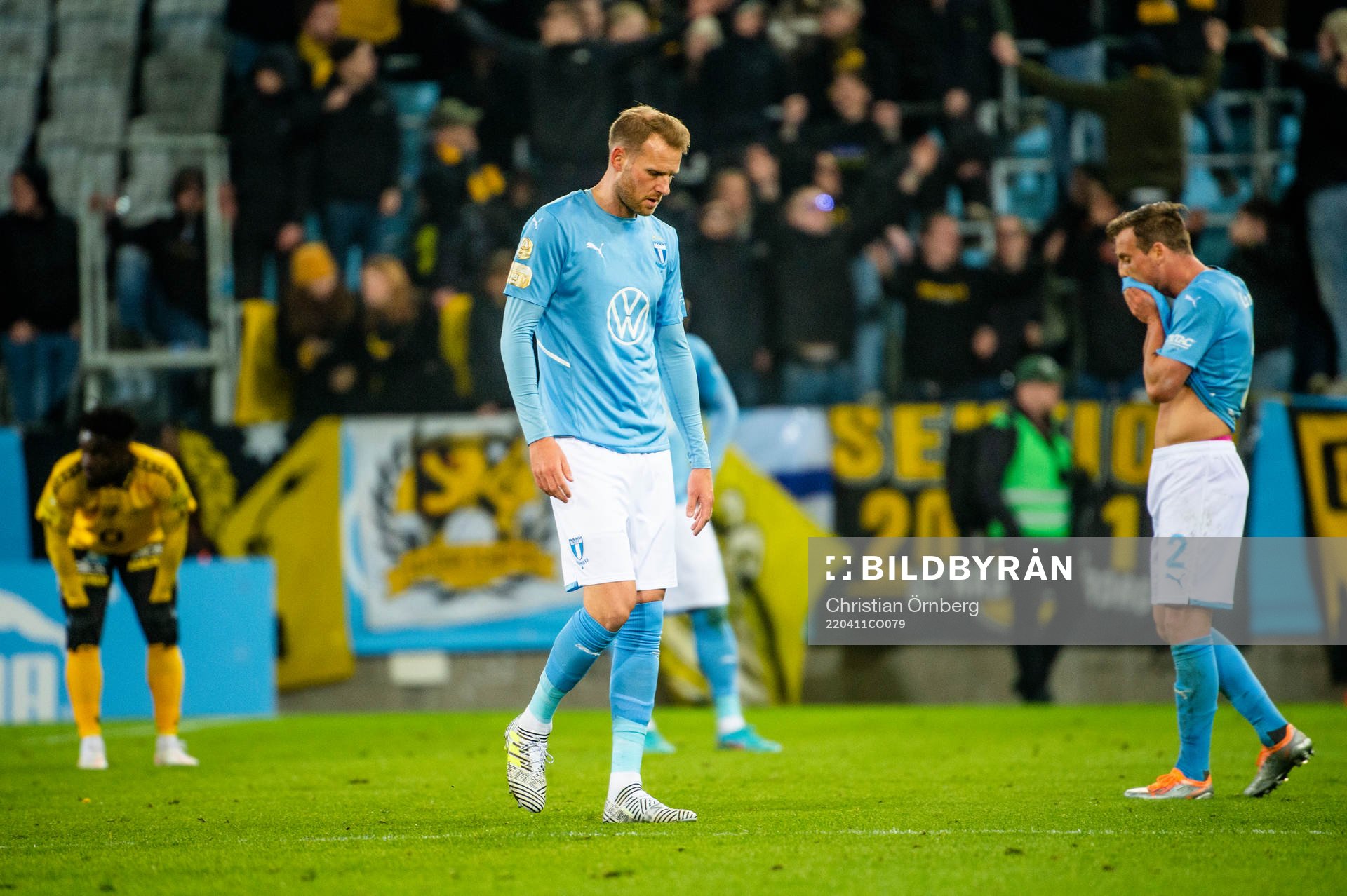 Malmö FFs Ola Toivonen och Eric Larsson  deppar