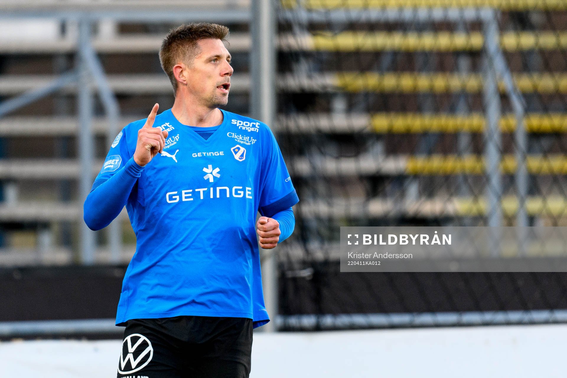 Halmstads Mikael Boman jublar