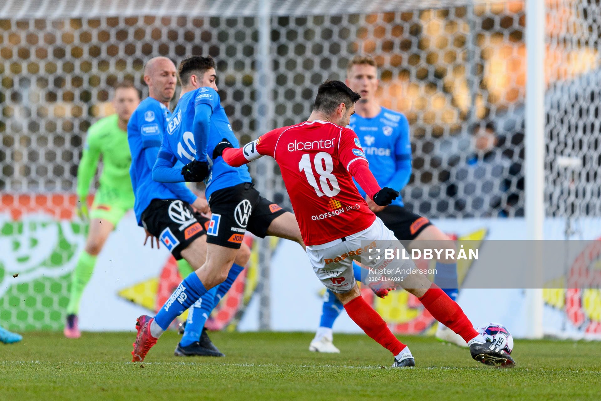 Norrbys Ivo Dominik Pekalski med ett avslut