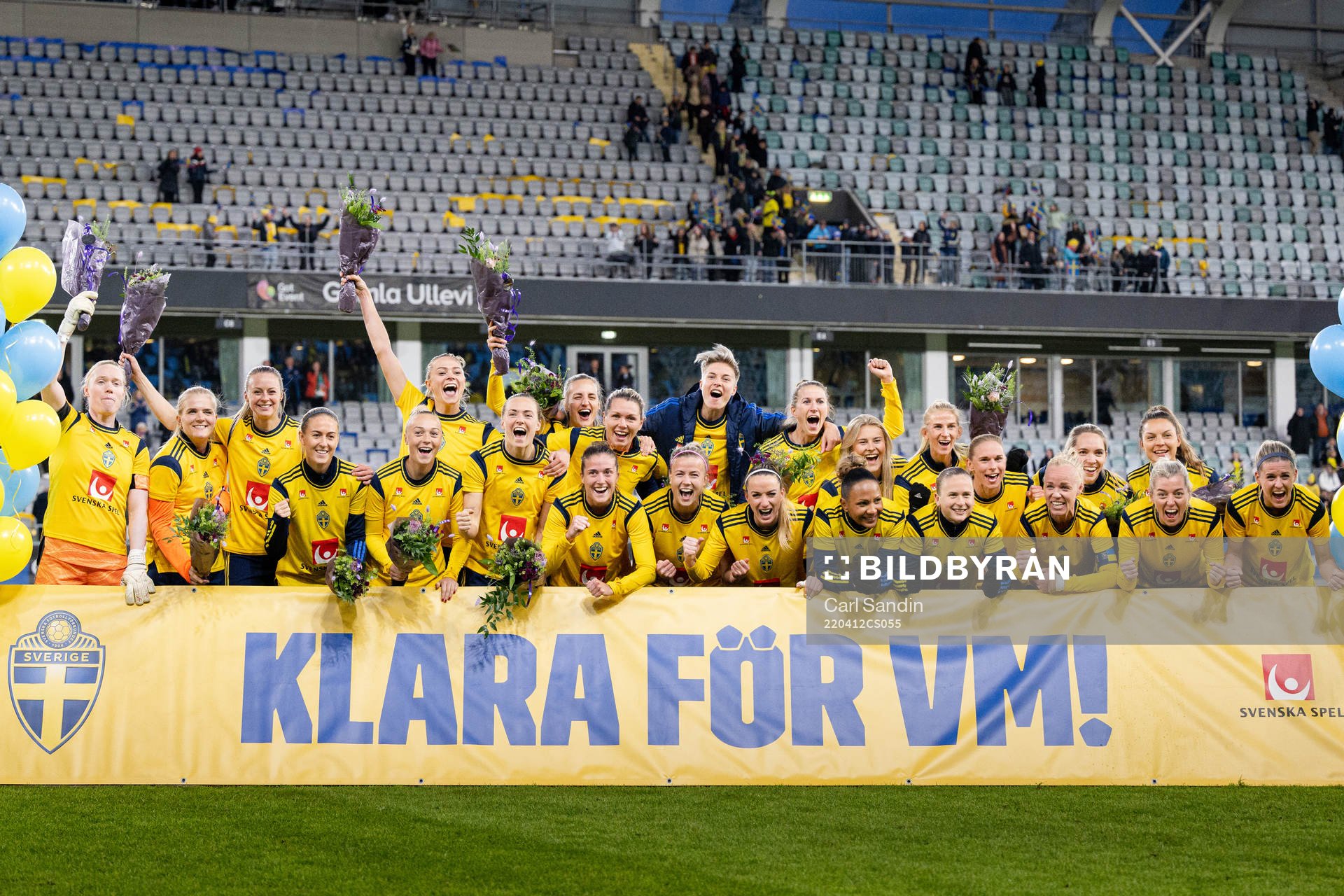 Players of Sweden celebrate