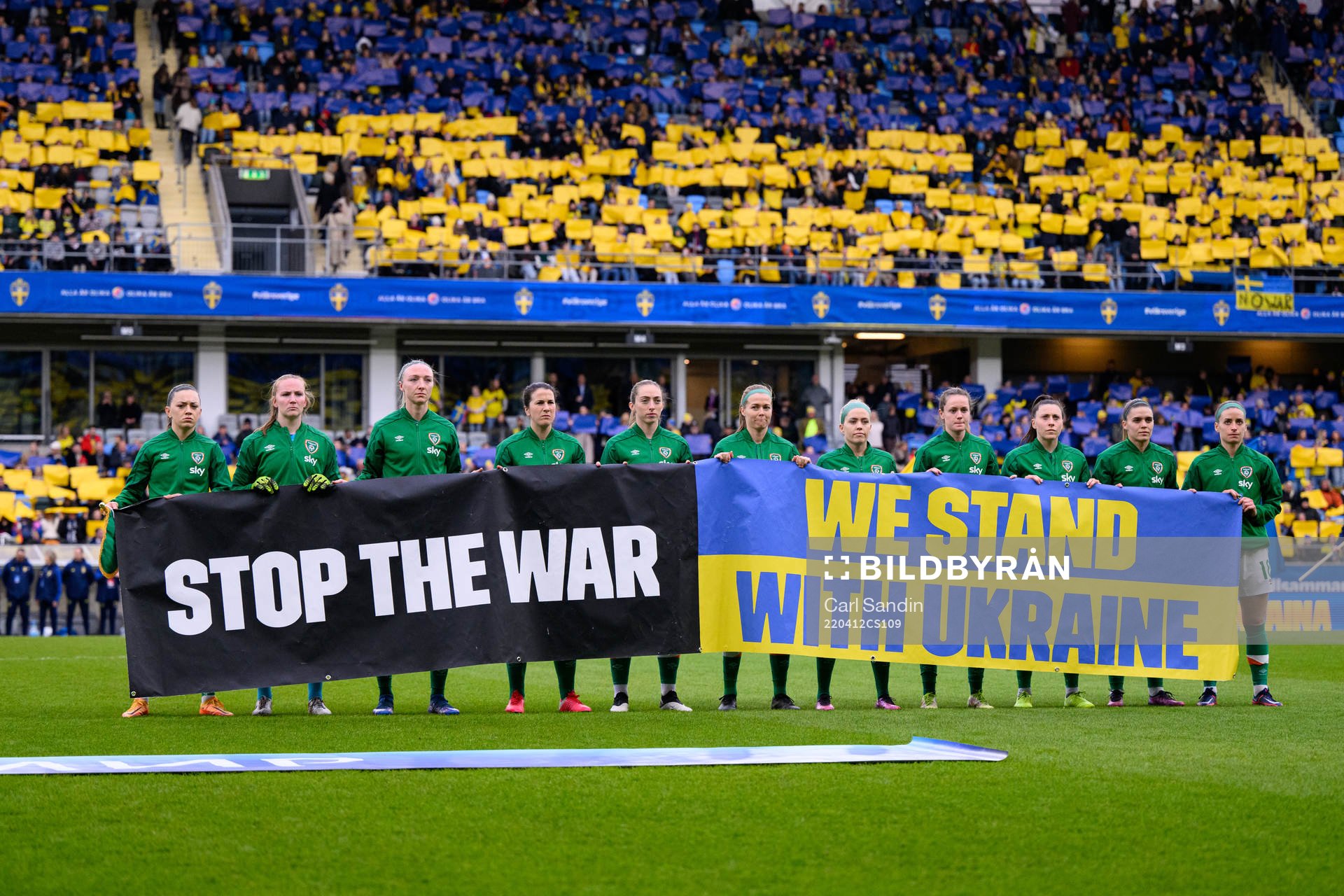 Players of Ireland participate in a manifestation against