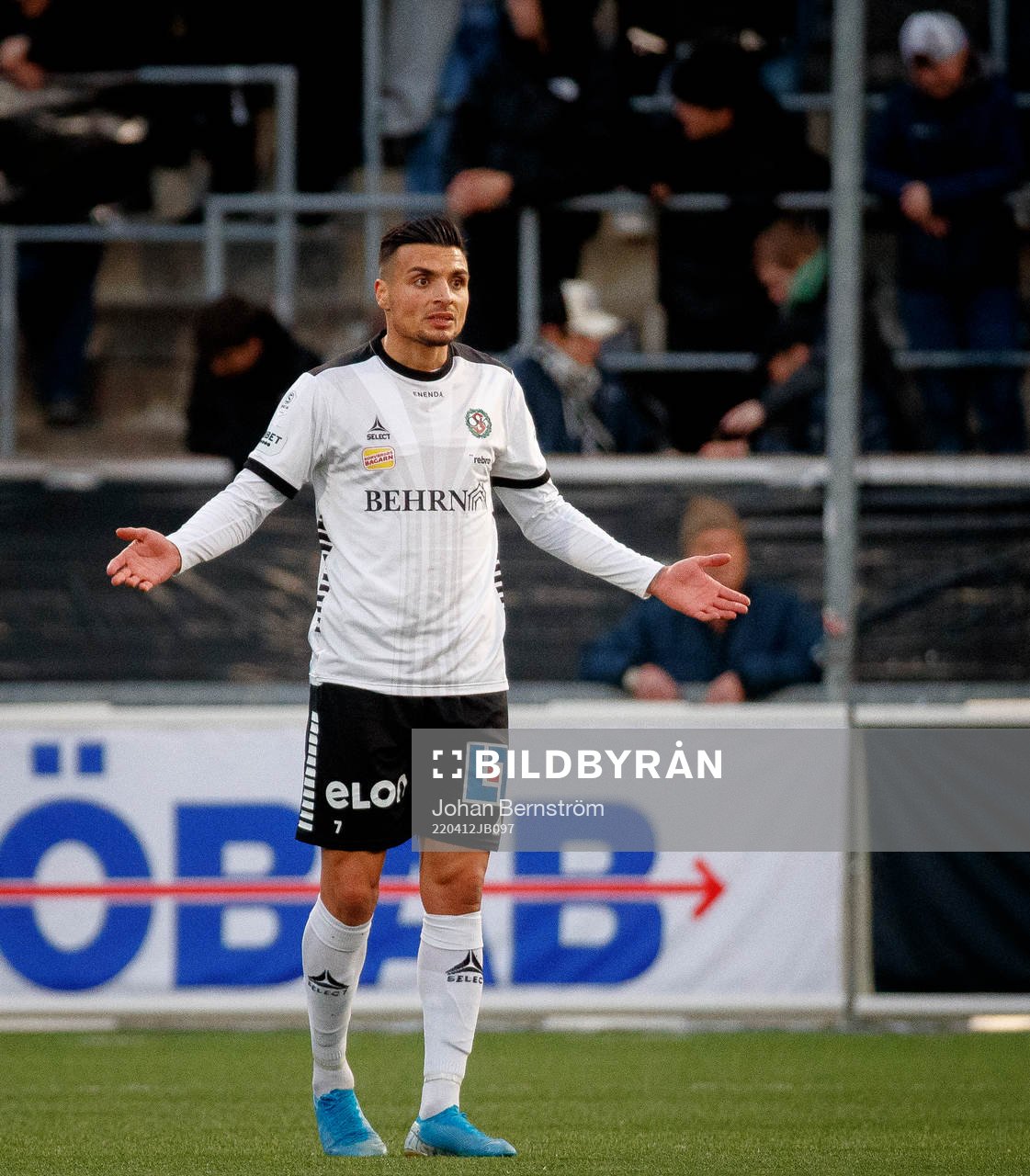 Örebros Ahmed Yasin reagerar