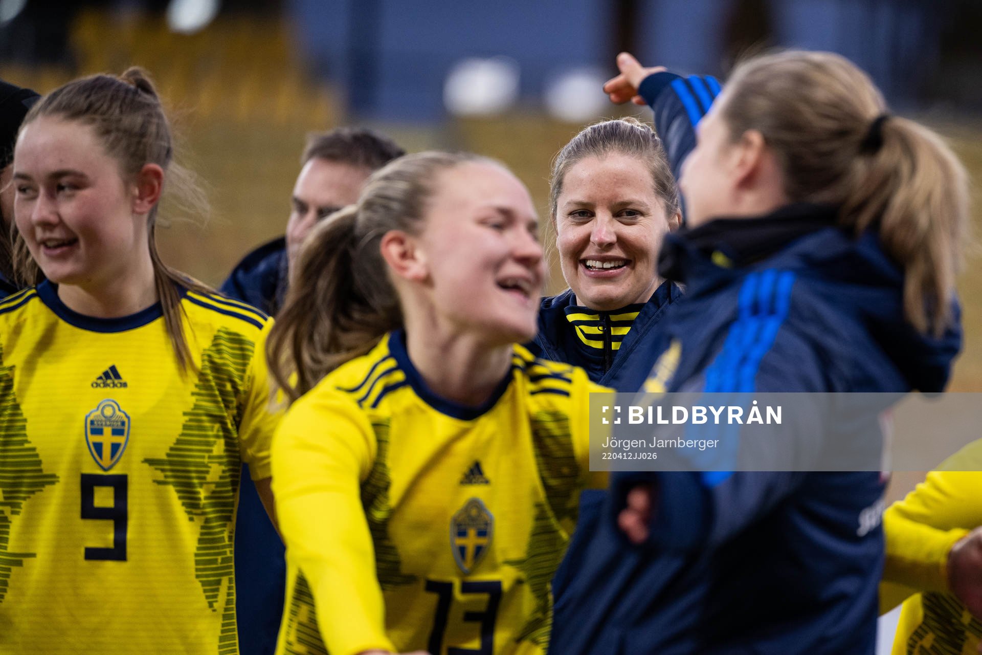 Sveriges förbundskapten Caroline Sjöholm är glad