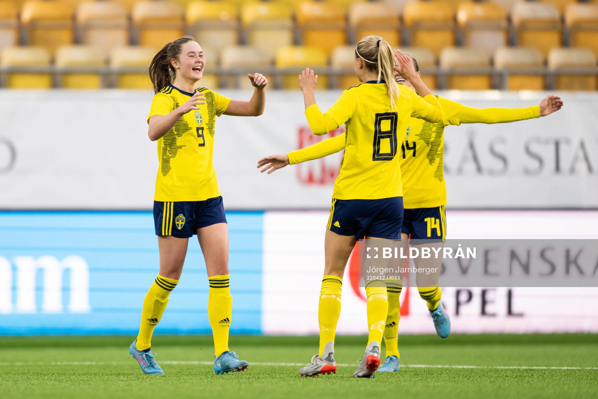 Sveriges Svea Rehnberg jublar