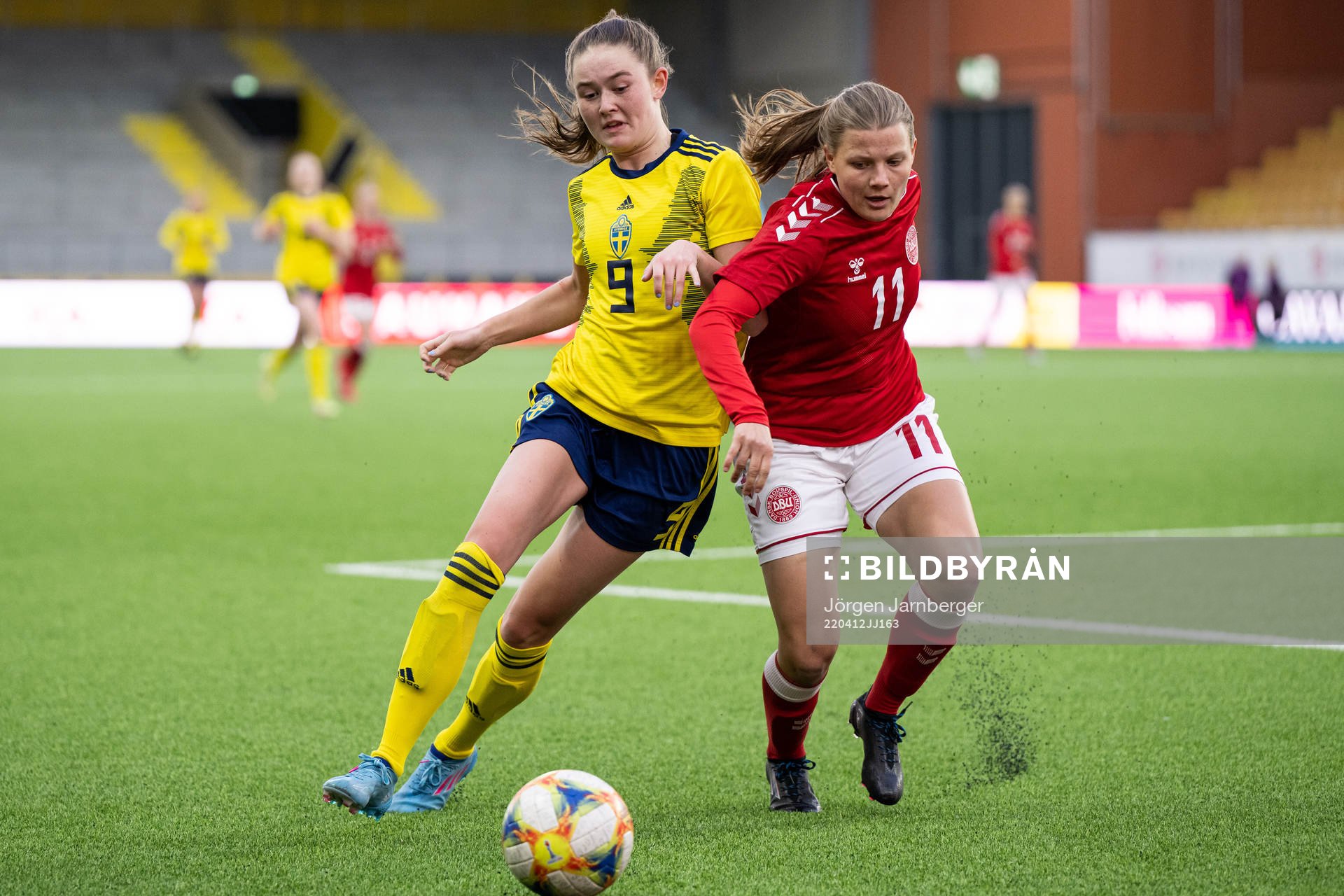 Sveriges Svea Rehnberg och Danmarks Signe Markvardsen