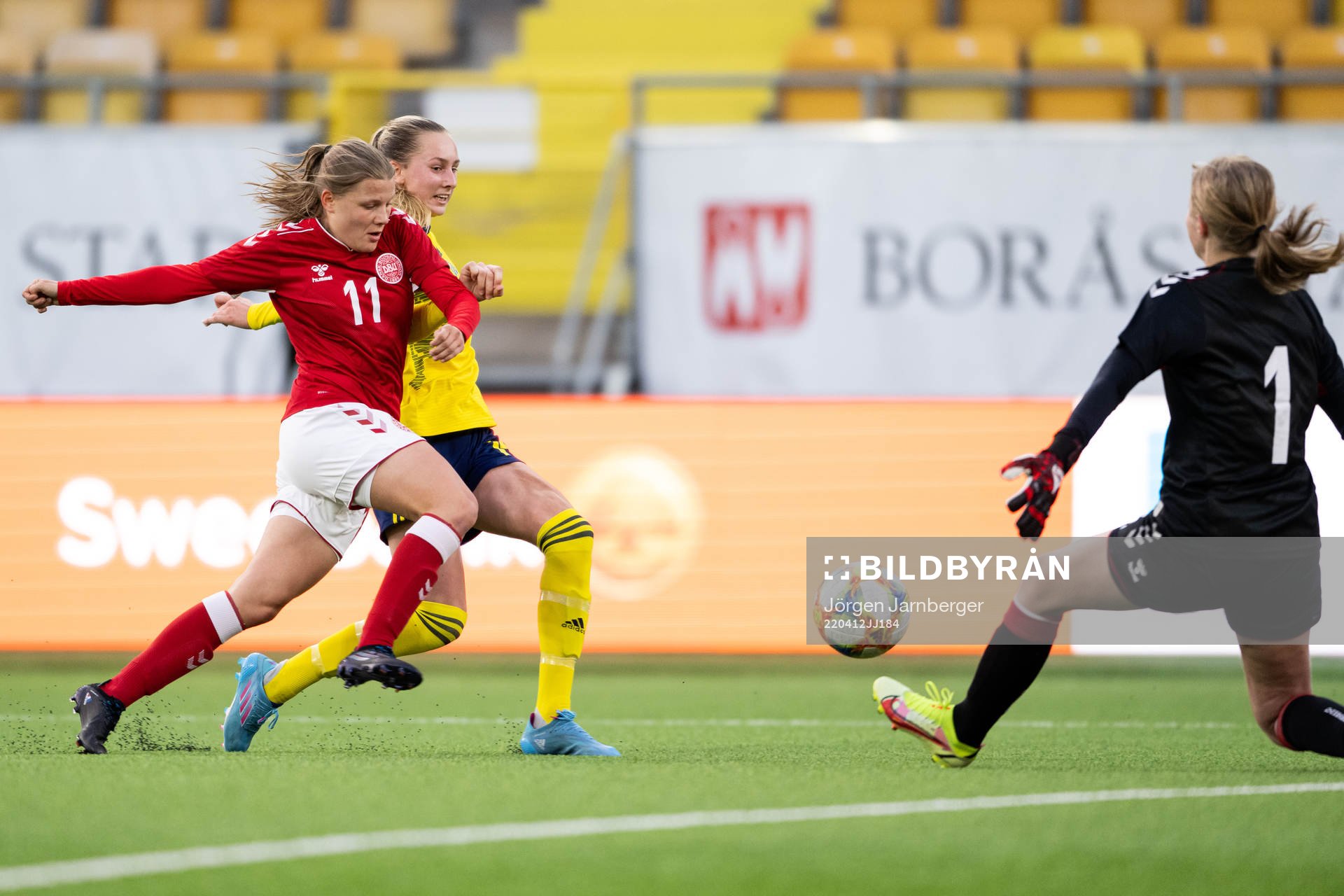 Danmarks Signe Markvardsen och Sveriges Ellen Wangerheim