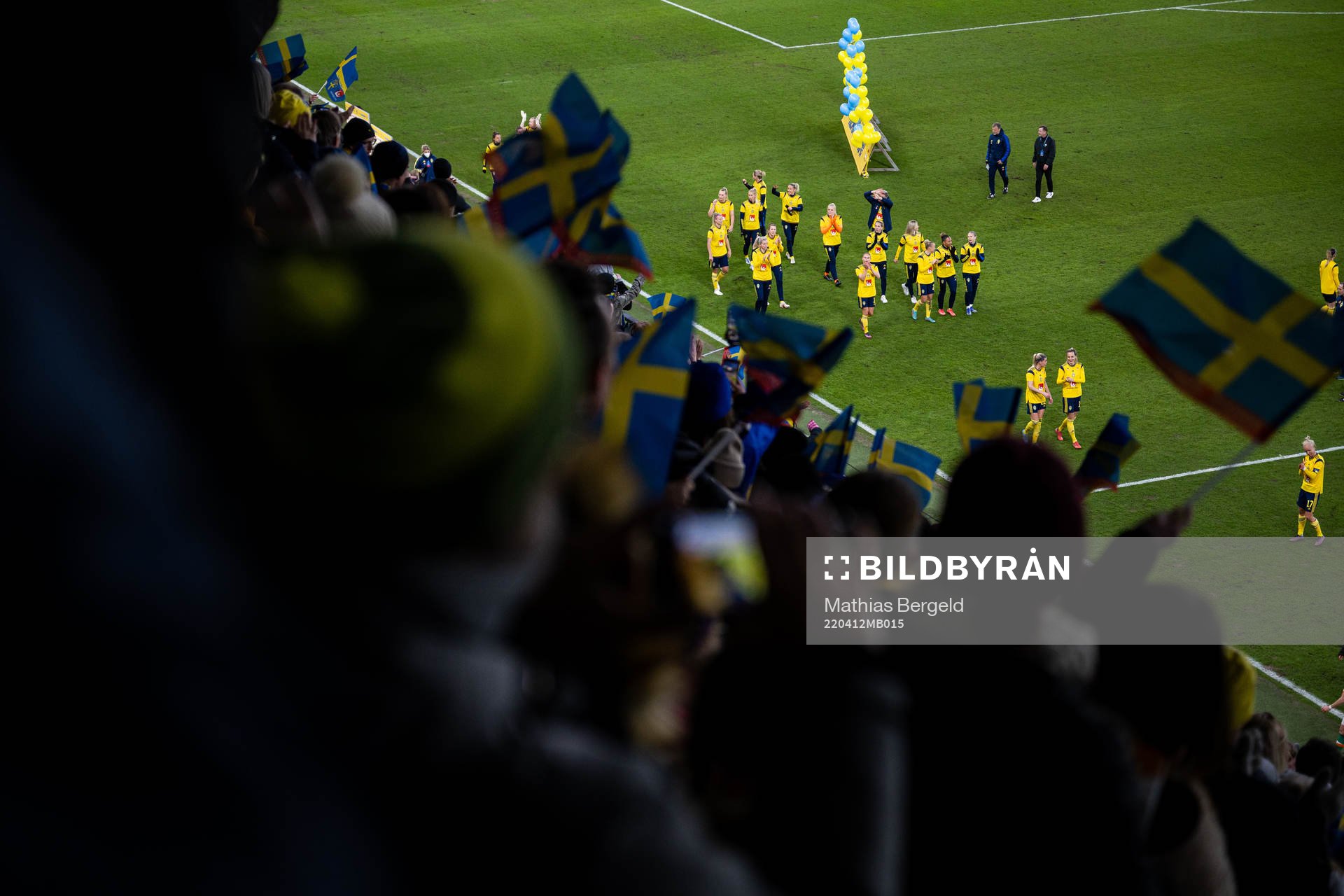 Players of Sweden celebrate