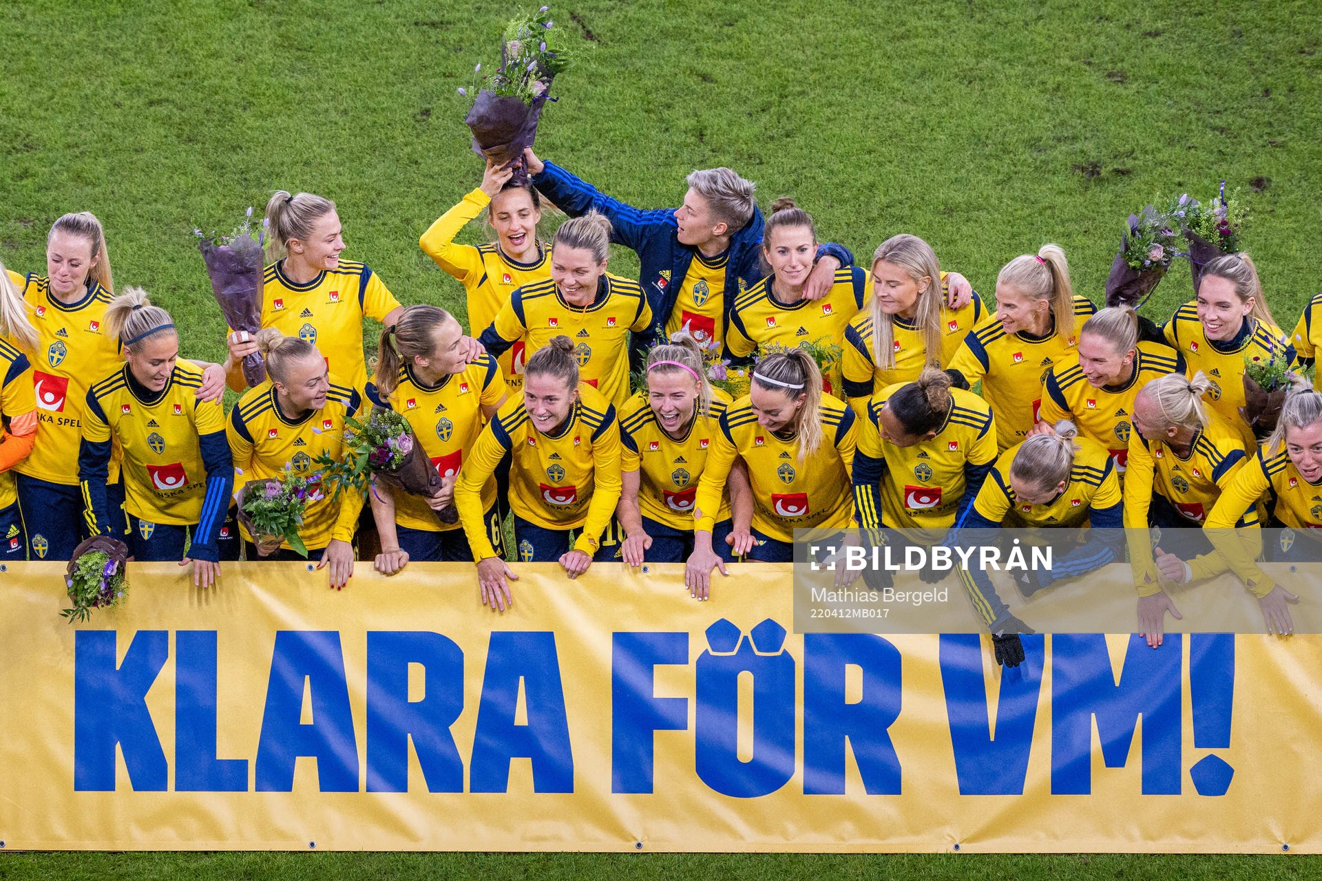 Players of Sweden celebrate