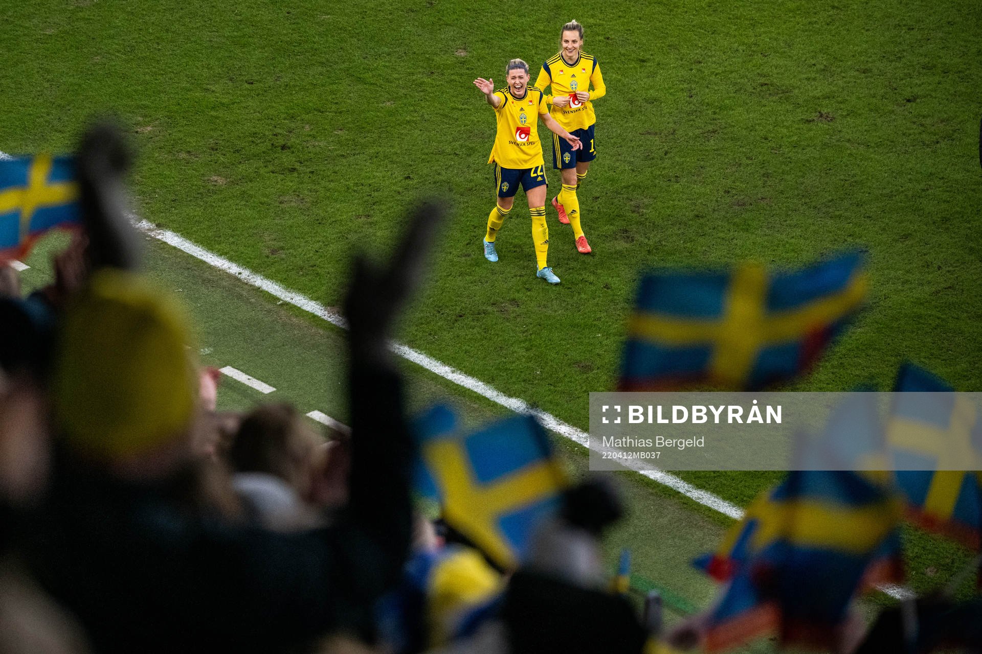 Olivia Schough and Nathalie Björn of Sweden celebrate after the FIFA Women's World Cup Qualifier football match between Sweden and Ireland on April 12, 2022 in Göteborg.