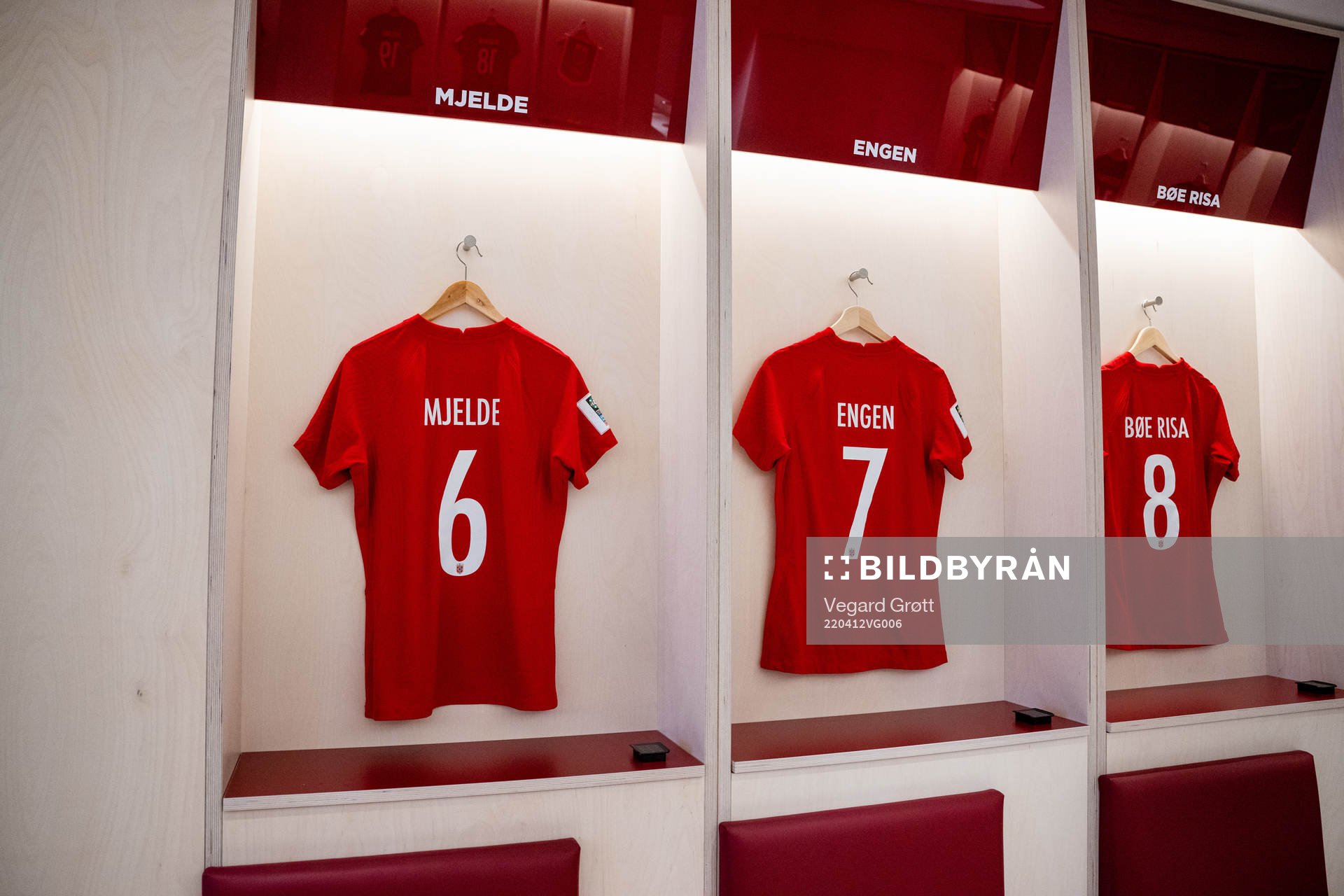 The kits of Maren Mjelde, Ingrid Syrstad Engen and Vilde