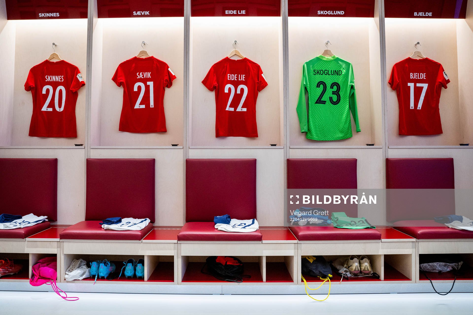The kits of Synne Skinnes Hansen, Karina Sævik, Nora Eide