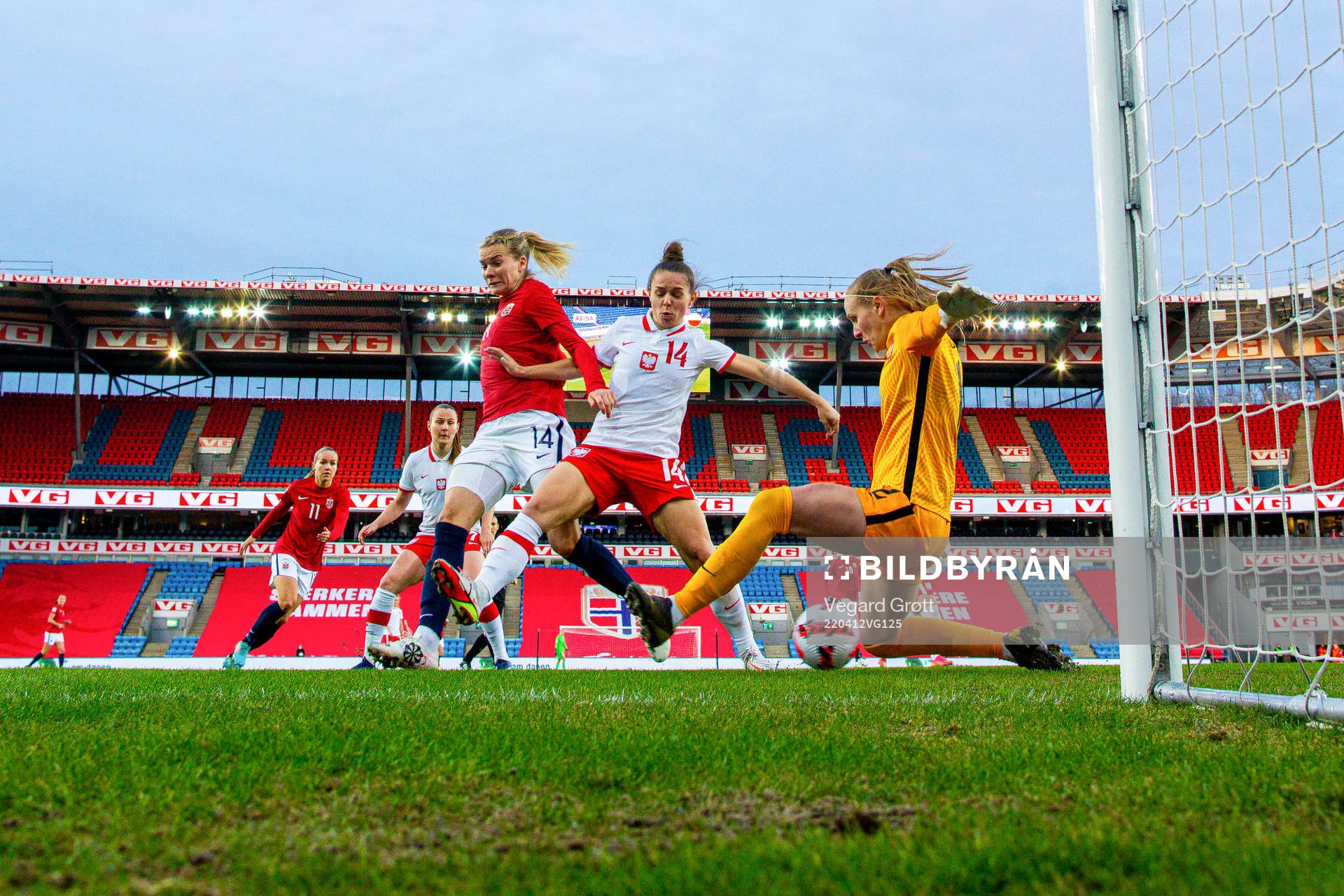 Ada Hegerberg of Norway, Anna Zapala of Poland and
