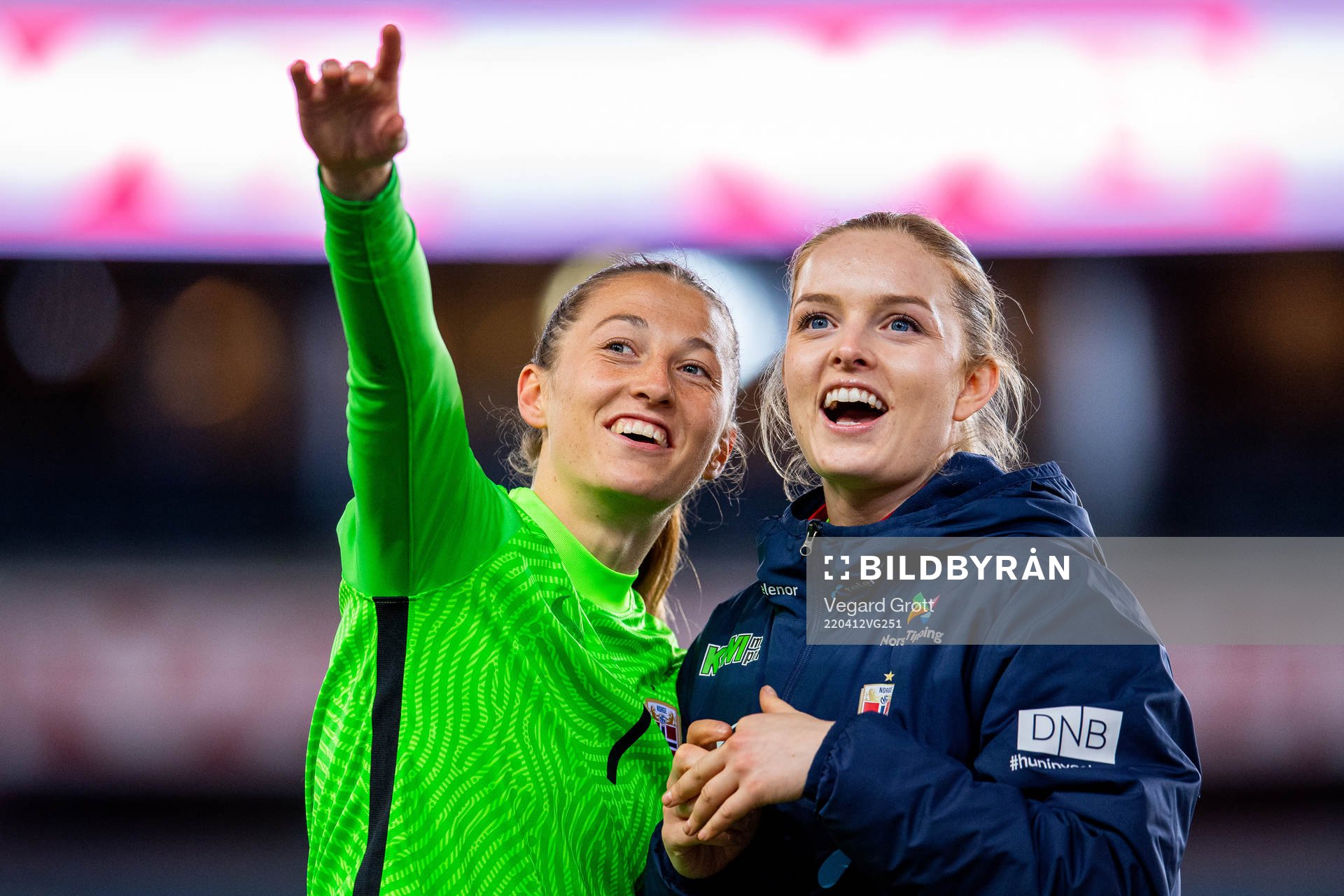 Goalkeeper Cecilie Fiskerstrand and goalkeeper Guro