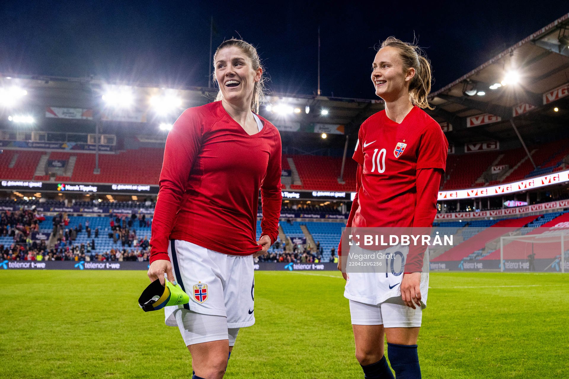 Maren Mjelde and Caroline Graham Hansen of Norway