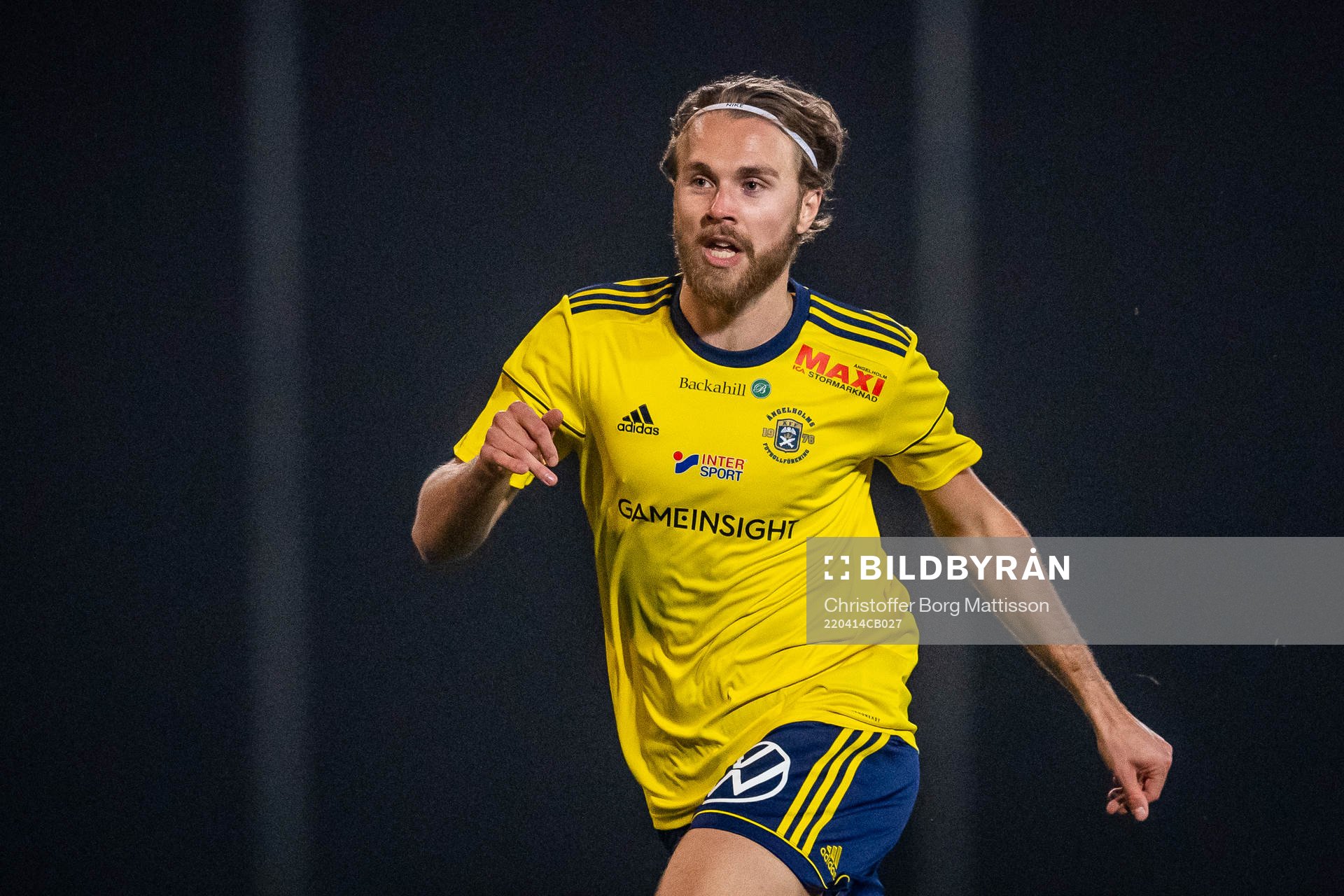 Ängelholms Marcus Eriksson under fotbollsmatchen i Division 1 södra mellan Ängelholms FF och Qviding FIF den 14 april 2022 i Ängelholm.