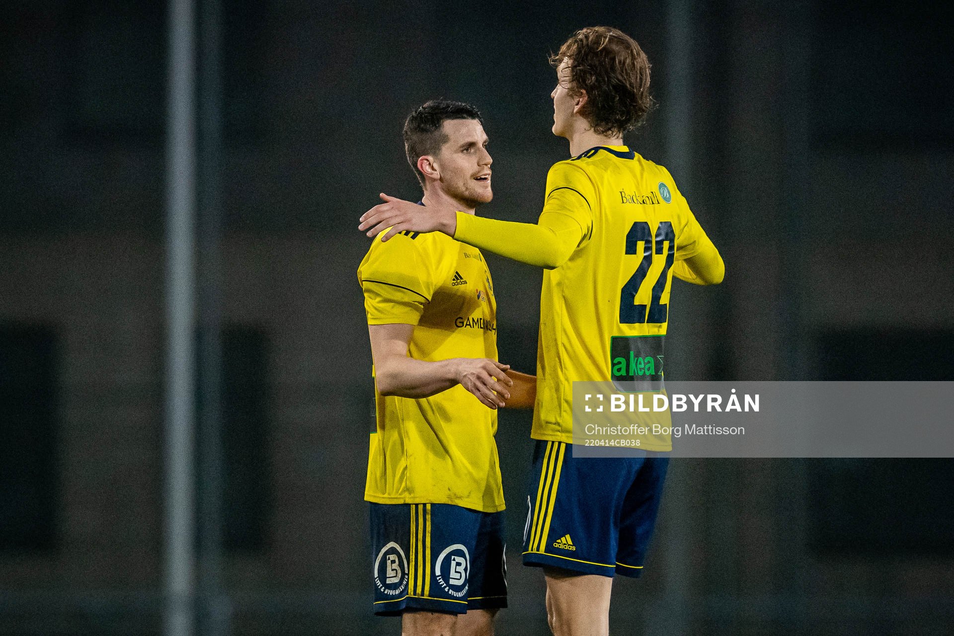 Ängelholms Jesper Björkman och Erik Widén jublar