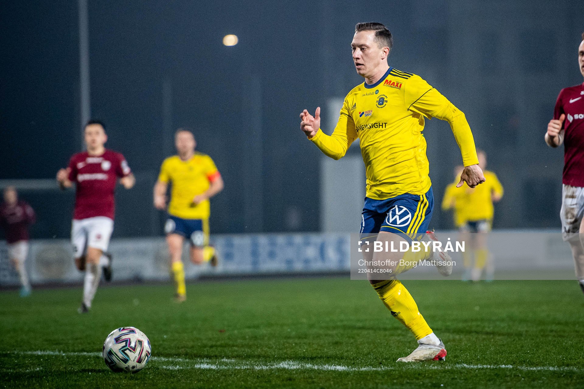 Ängelholms Henrik Johansson under fotbollsmatchen i Division 1 södra mellan Ängelholms FF och Qviding FIF den 14 april 2022 i Ängelholm.