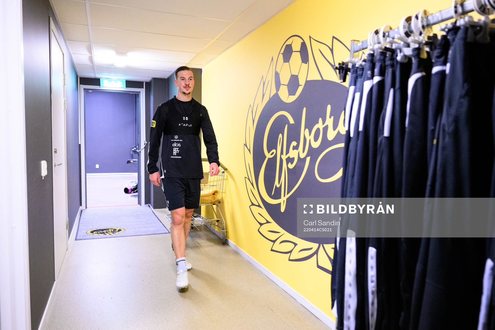 Elfsborgs Simon Olsson i korridoren till omklädningsrummet