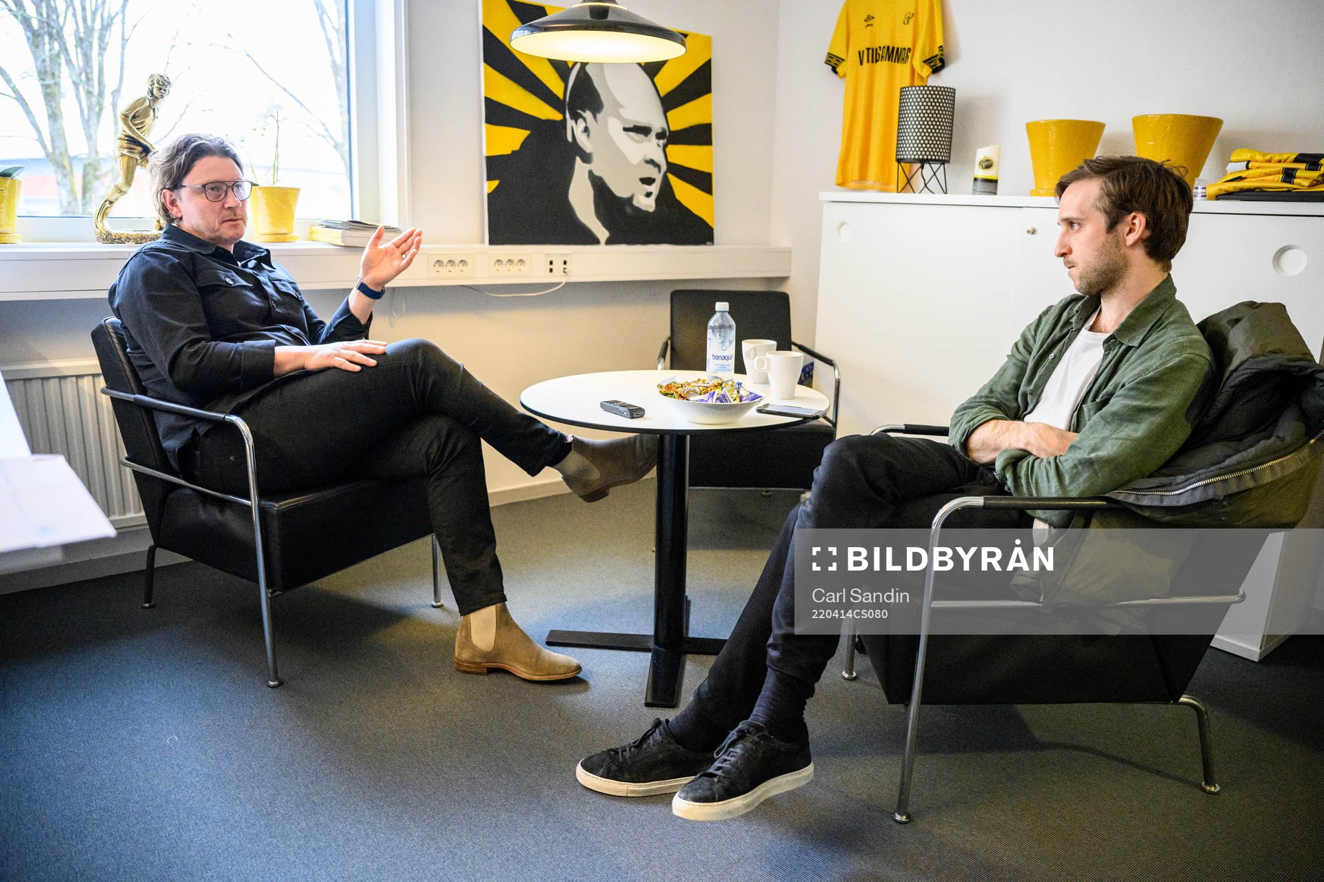Elfsborgs sportchef Stefan Andreasson blir intervjuad av