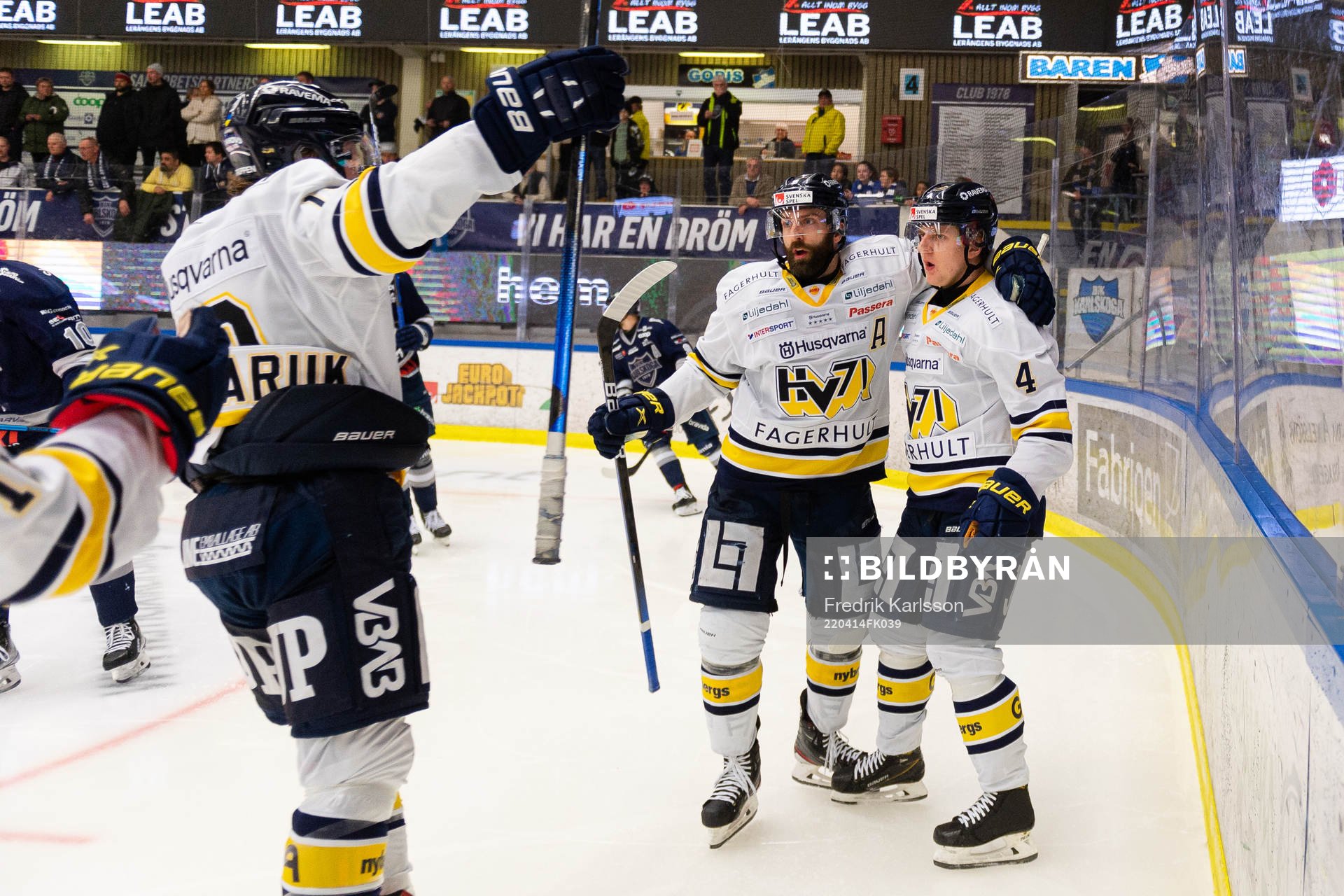 s Taylor Matson och Emil Andrae jublar