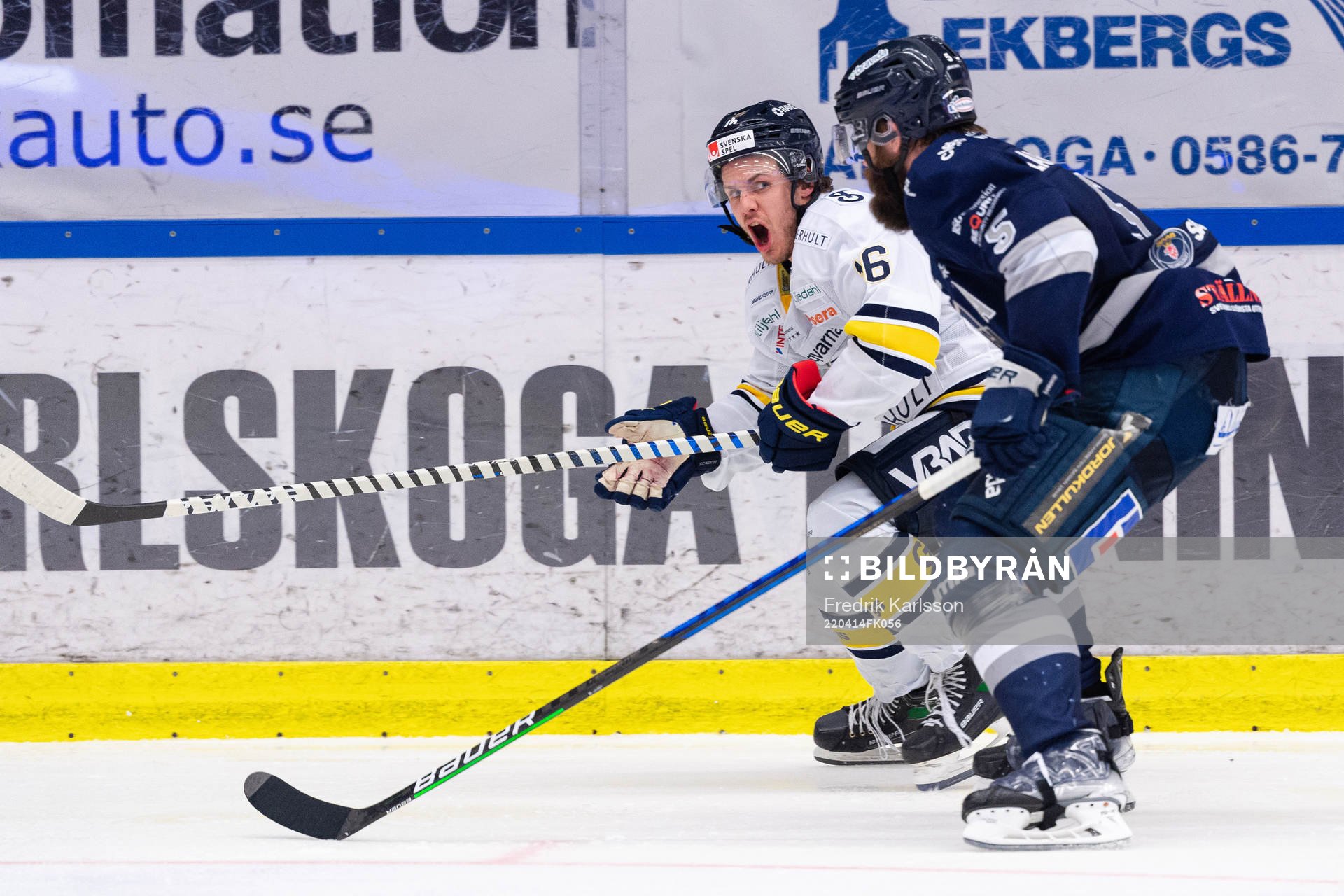 s Tyler Kelleher och Karlskogas Johan Larsson
