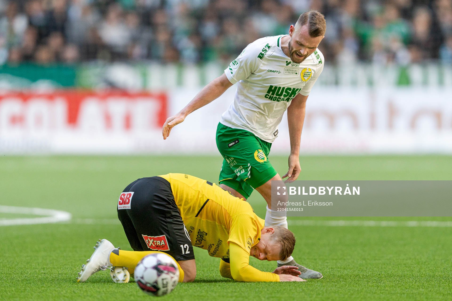 Mjällbys David Löfquist och Hammarbys Mads Fenger Nielsen