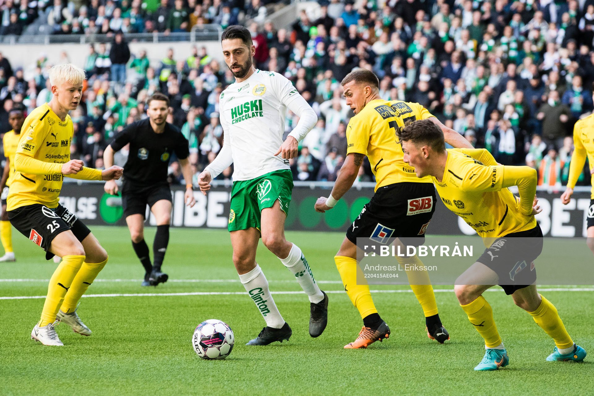 Hammarbys Nahir Besara oroar Mjällbys Otto Rosengren, Ivan