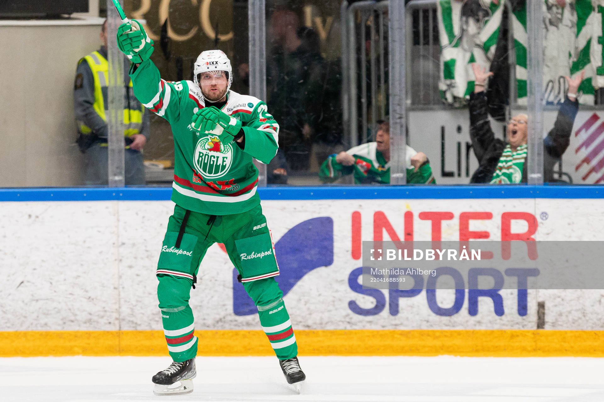 Rögles Valtteri Kemiläinen jublar