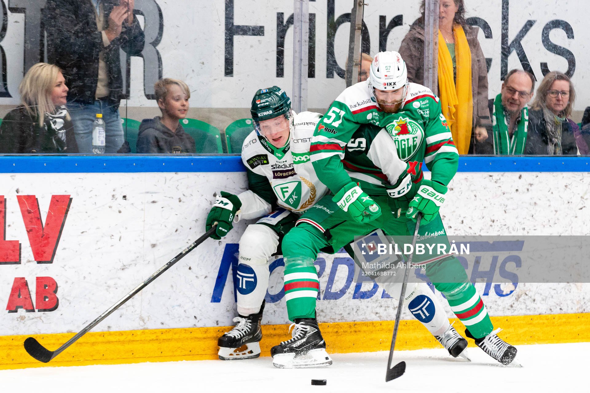 Färjestads Gustav Rydahl och Rögles Vojtech Mozik