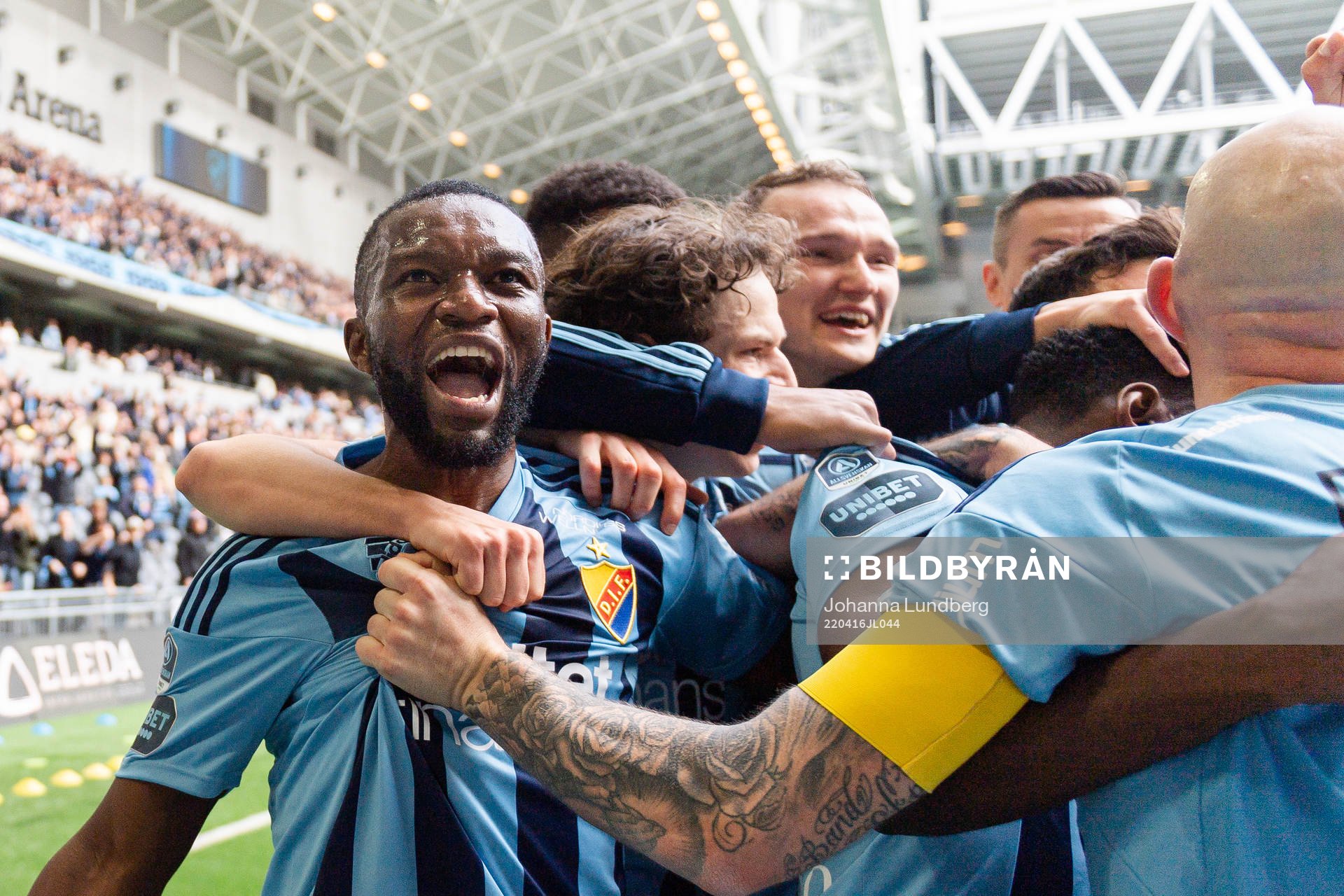 Djurgårdens Emmanuel Banda jublar