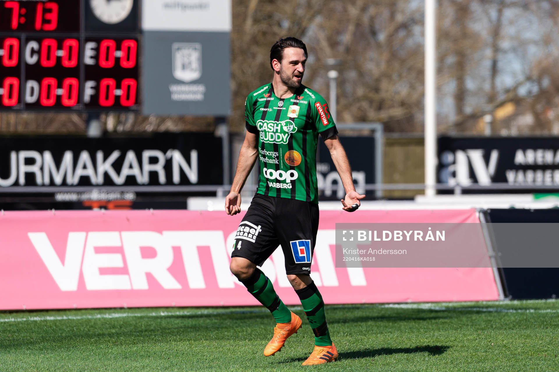 Varbergs Oliver Stanisic jublar