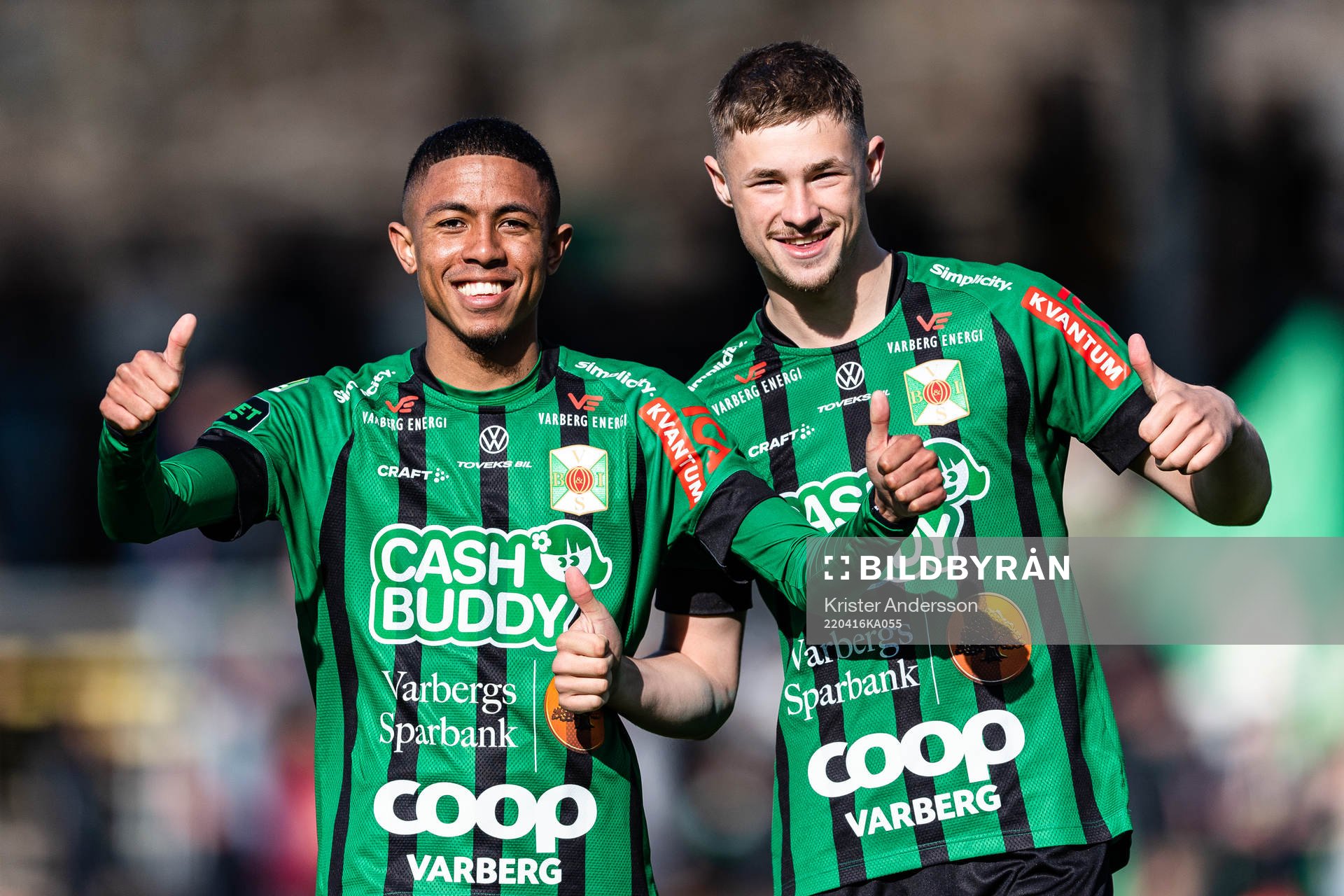 Varbergs Teshreeq Matthews och Oliver Alfonsi jublar