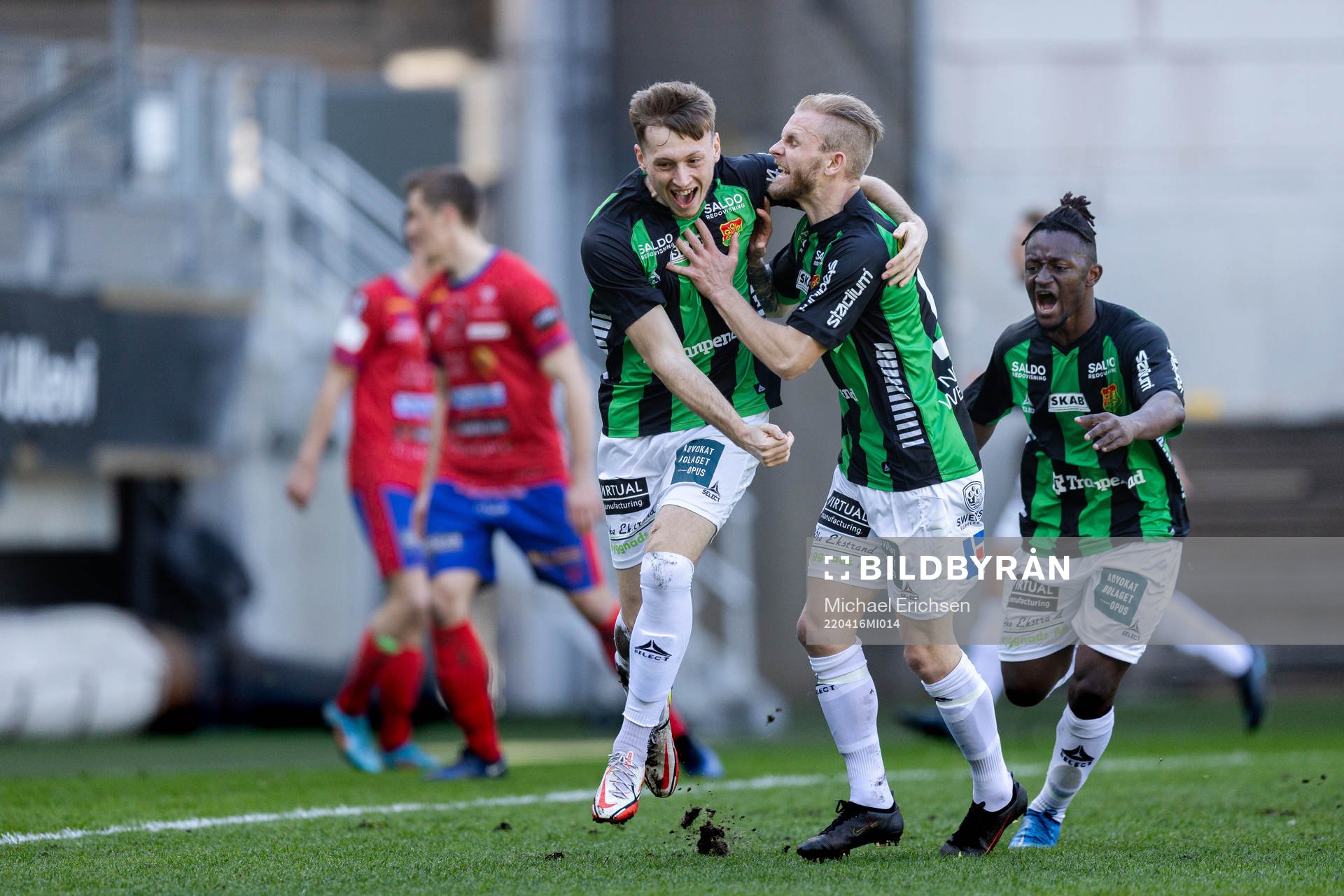 GAIS Ben Morris, Niklas Andersen och Michael Kargbo jublar