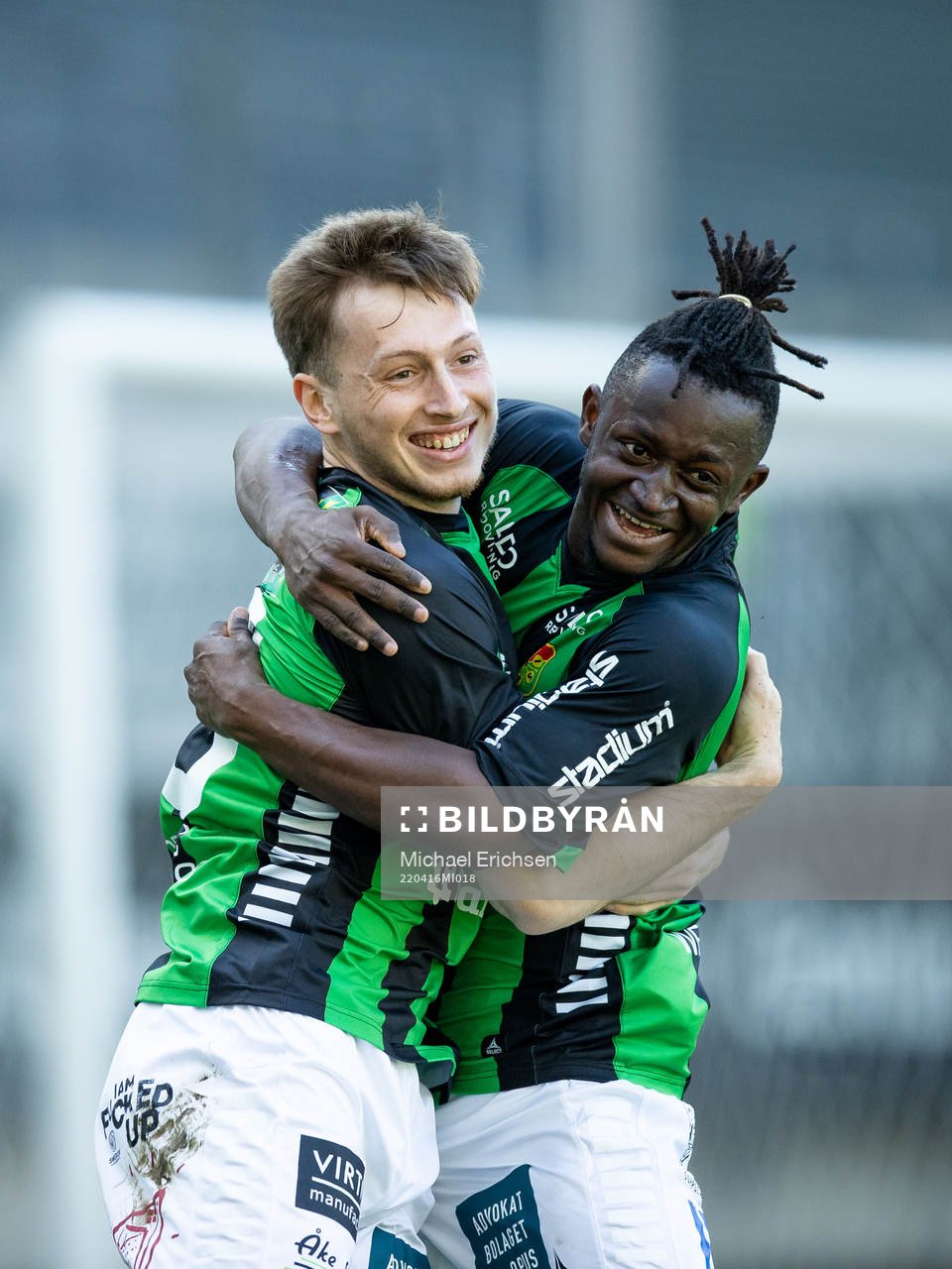 GAIS Ben Morris jublar ihop med Michael Kargbo