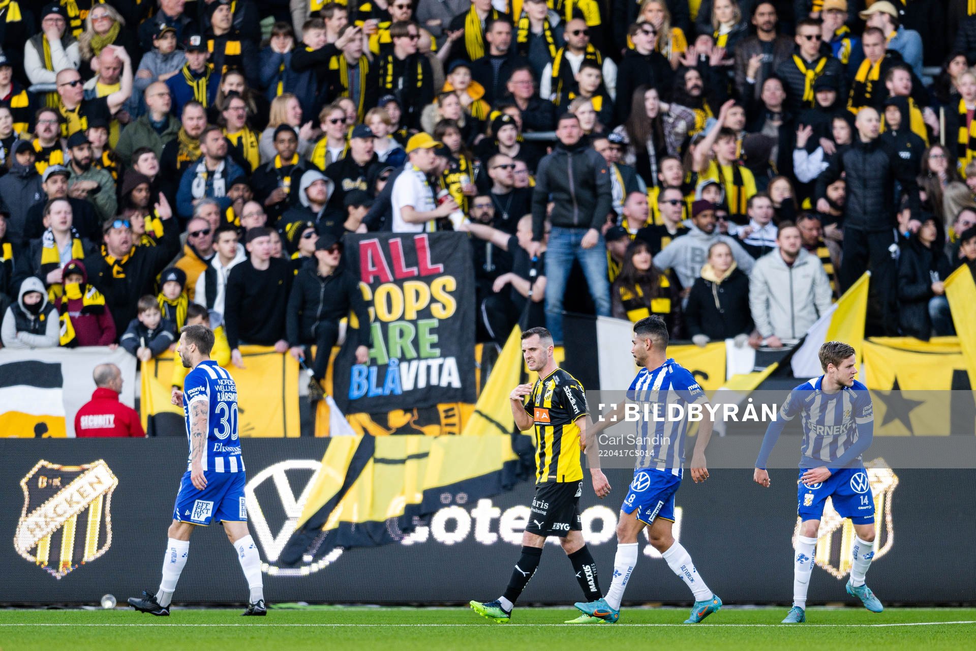 Häckens Kadir Hodzic lämnar planen