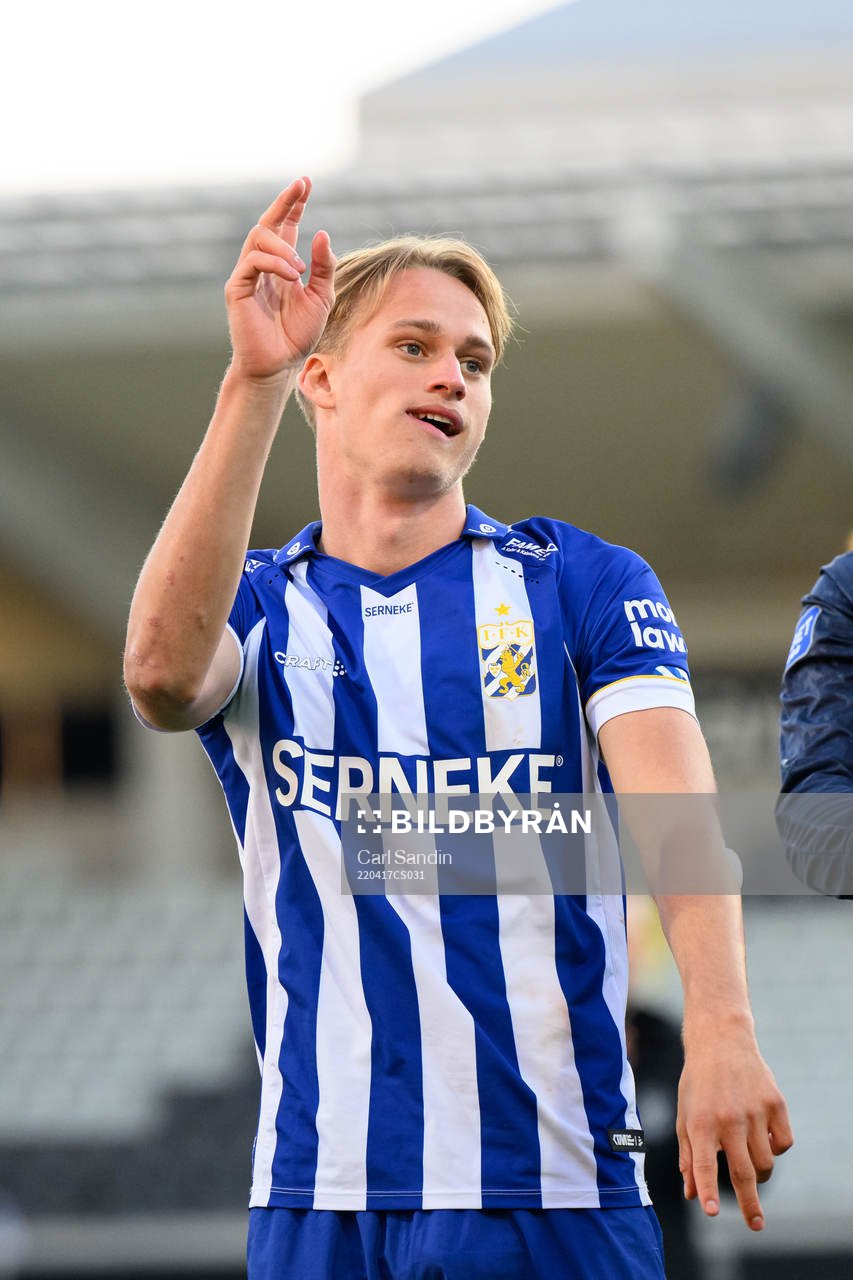 IFK Göteborgs Oscar Vilhelmsson jublar