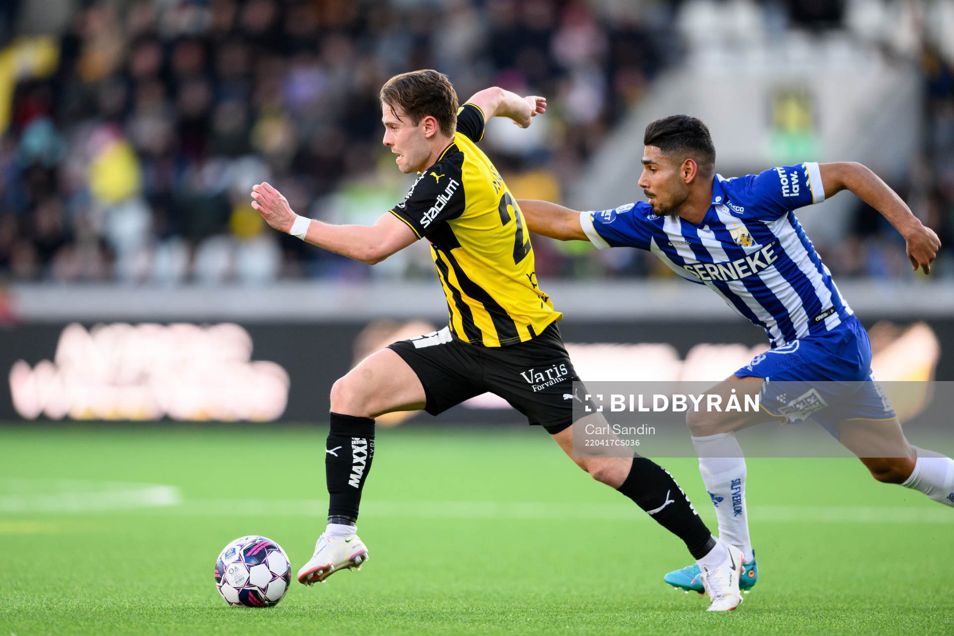 Häckens Lars Olden Larsen och IFK Göteborgs Hosam Aiesh