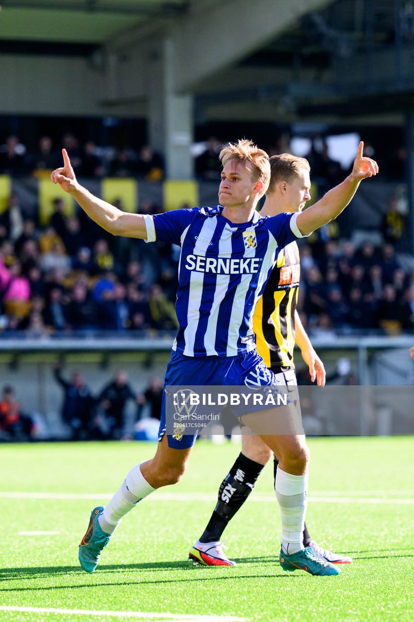 IFK Göteborgs Oscar Vilhelmsson jublar