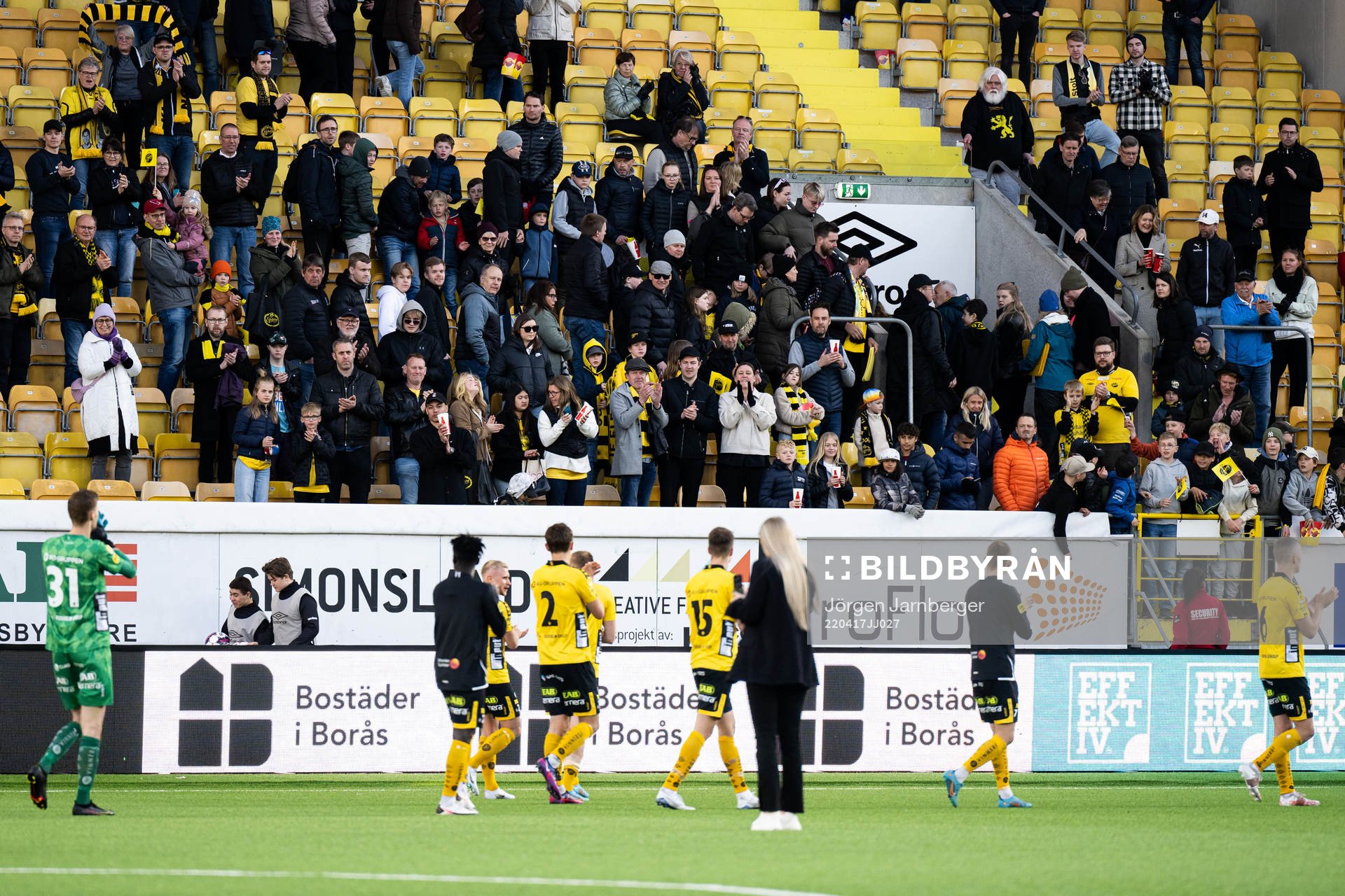 Elfsborgs spelare tackar publiken
