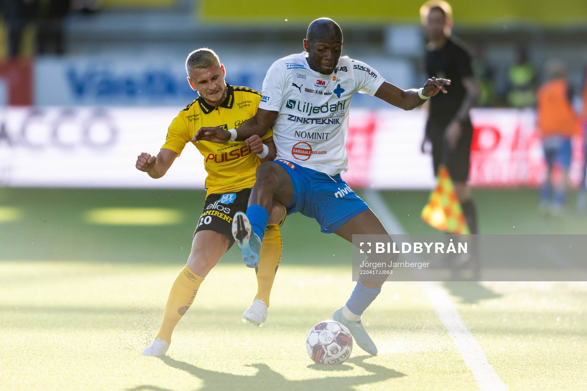 Elfsborgs Simon Strand och Värnamos Moonga Simba