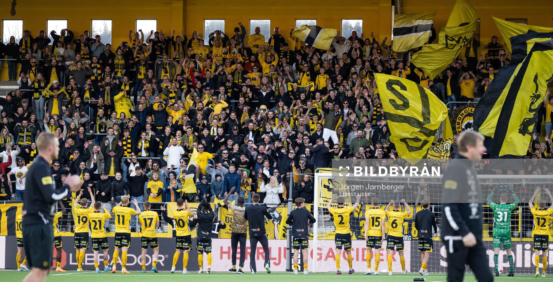 Elfsborgs spelare tackar supportrarna