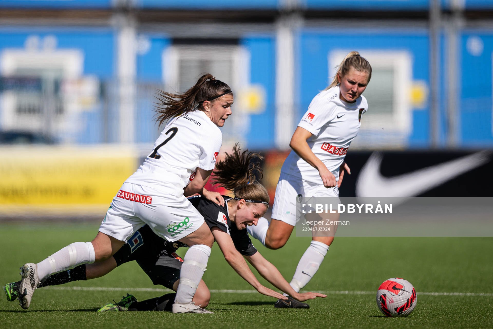 Brommapojkarnas Alexsandra Lobanova och Örebros Heidi