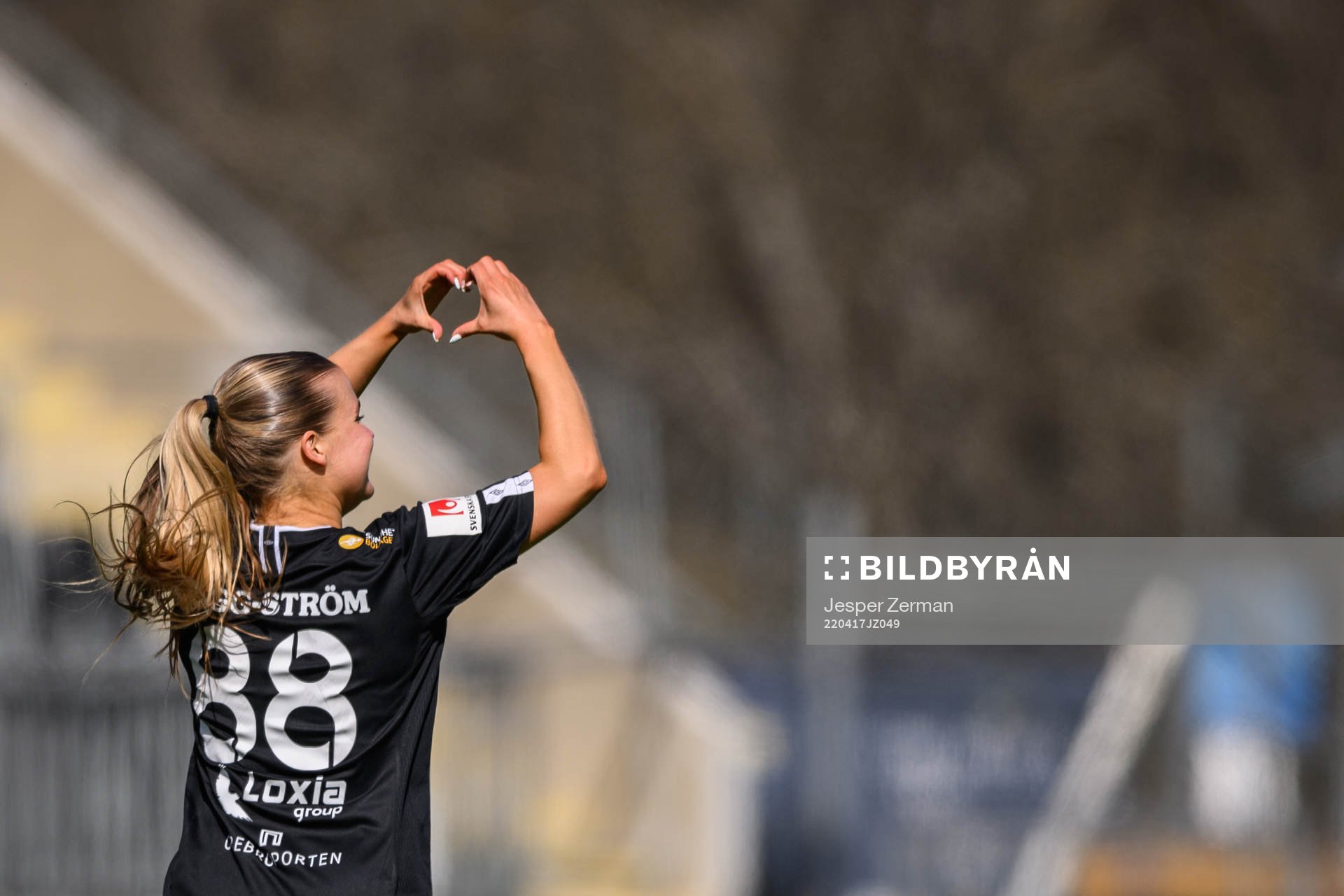 Örebros Amanda Rantanen jublar