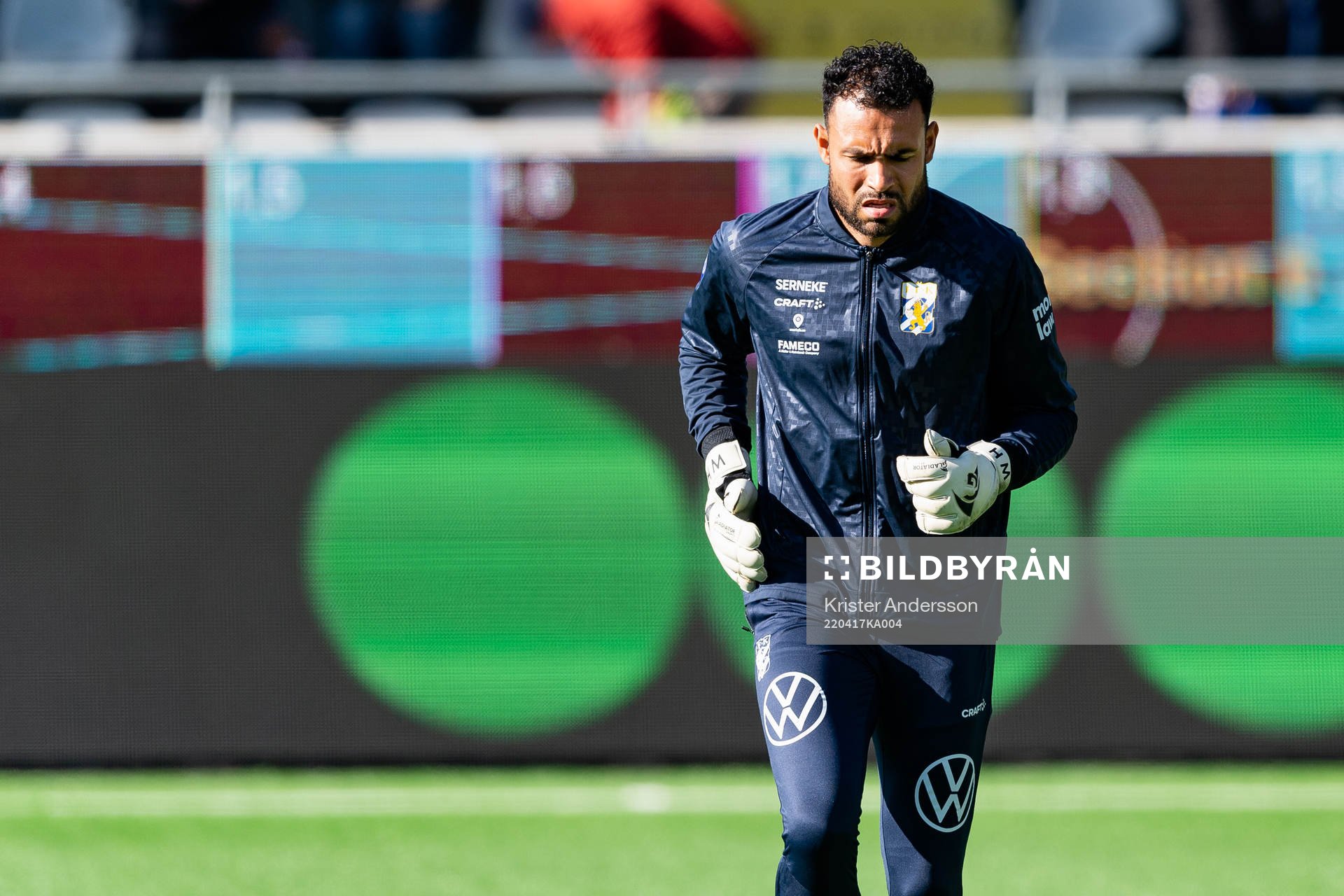 IFK Göteborgs målvakt Warner Hahn före fotbollsmatchen i
