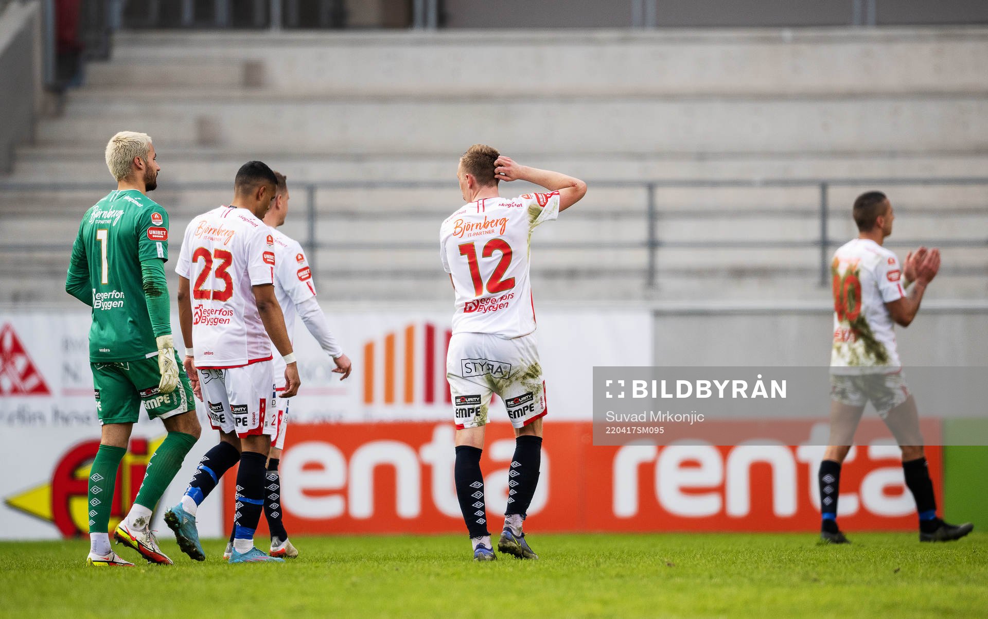 Degerfors spelare deppar