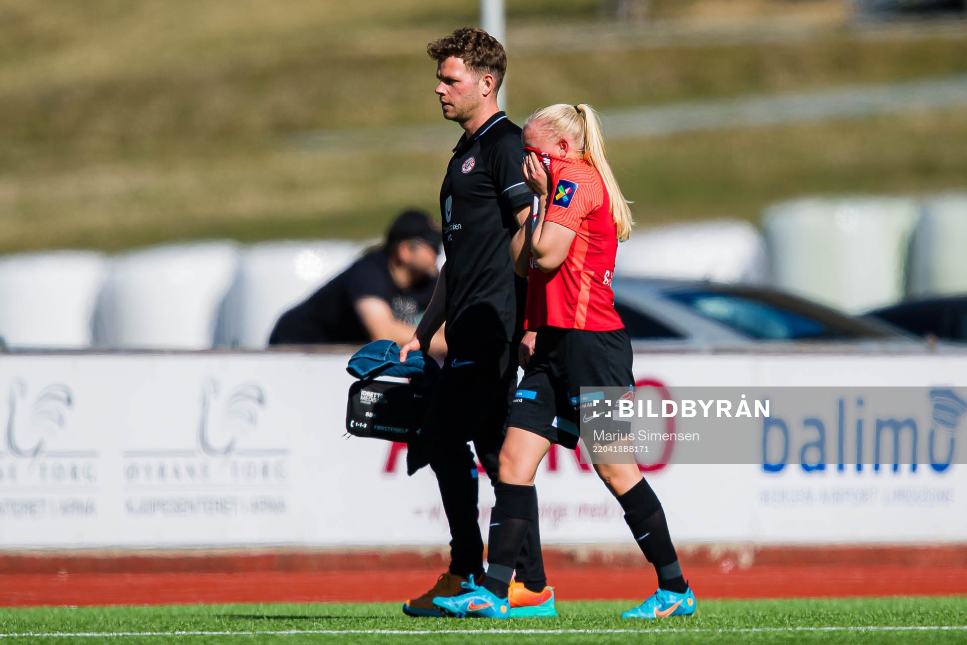 Linnéa Solvoll Laupstad of Arna-Bjørnar leaves the pitch