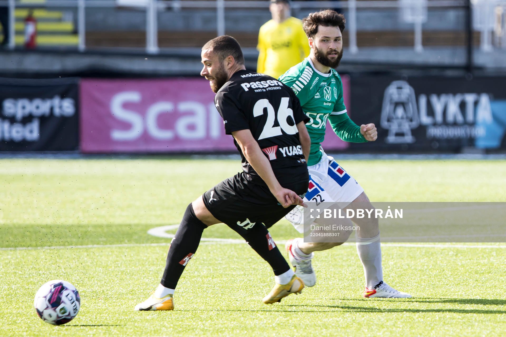 Jönköpings Malkom Moenza och Brages Jonathan Syberg Tamimi