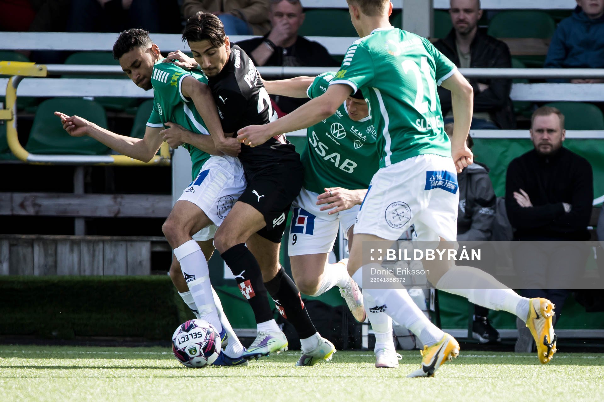 Brages Joakin Persson och Jönköpings Peter Gwargis och