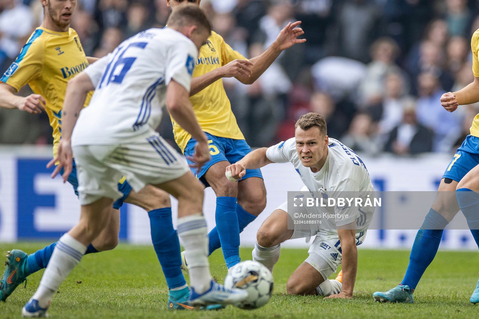 [DK=20220418: Viktor Claesson (15), FC København]