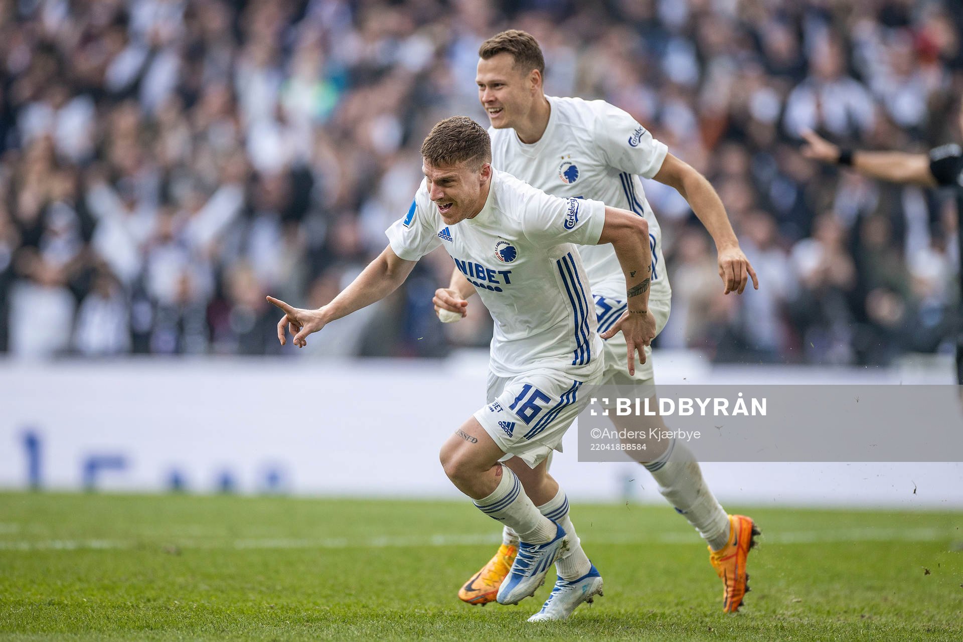 [DK=20220418: Pep Biel (16), FC København og Viktor